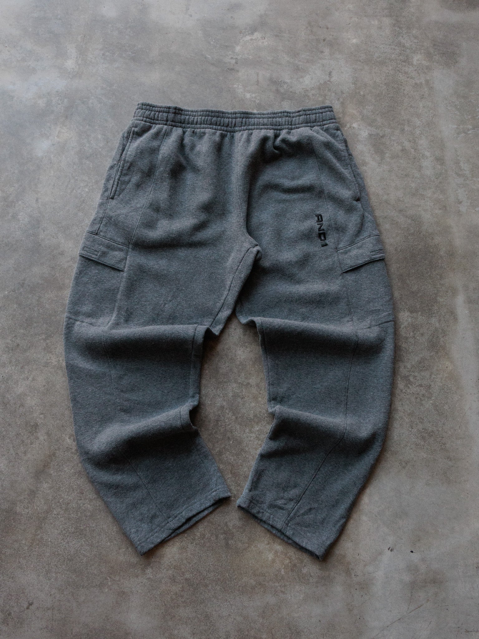 Grey AND1 Cargo Sweatpants (XL)