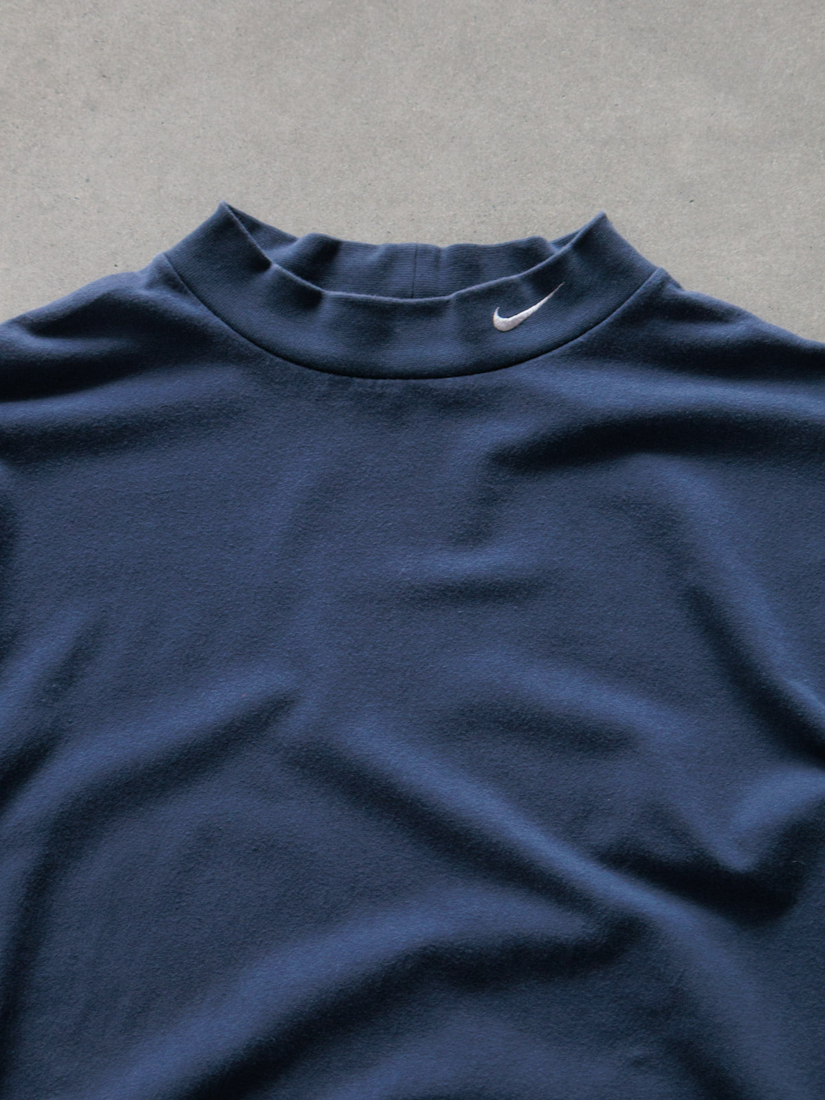 Vintage 00s Navy Nike Mock Neck Long Sleeve Tee (L)