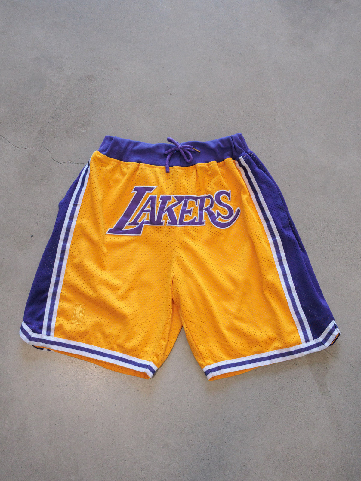 Yellow Just Don Los Angeles Lakers Basketball Shorts (M)