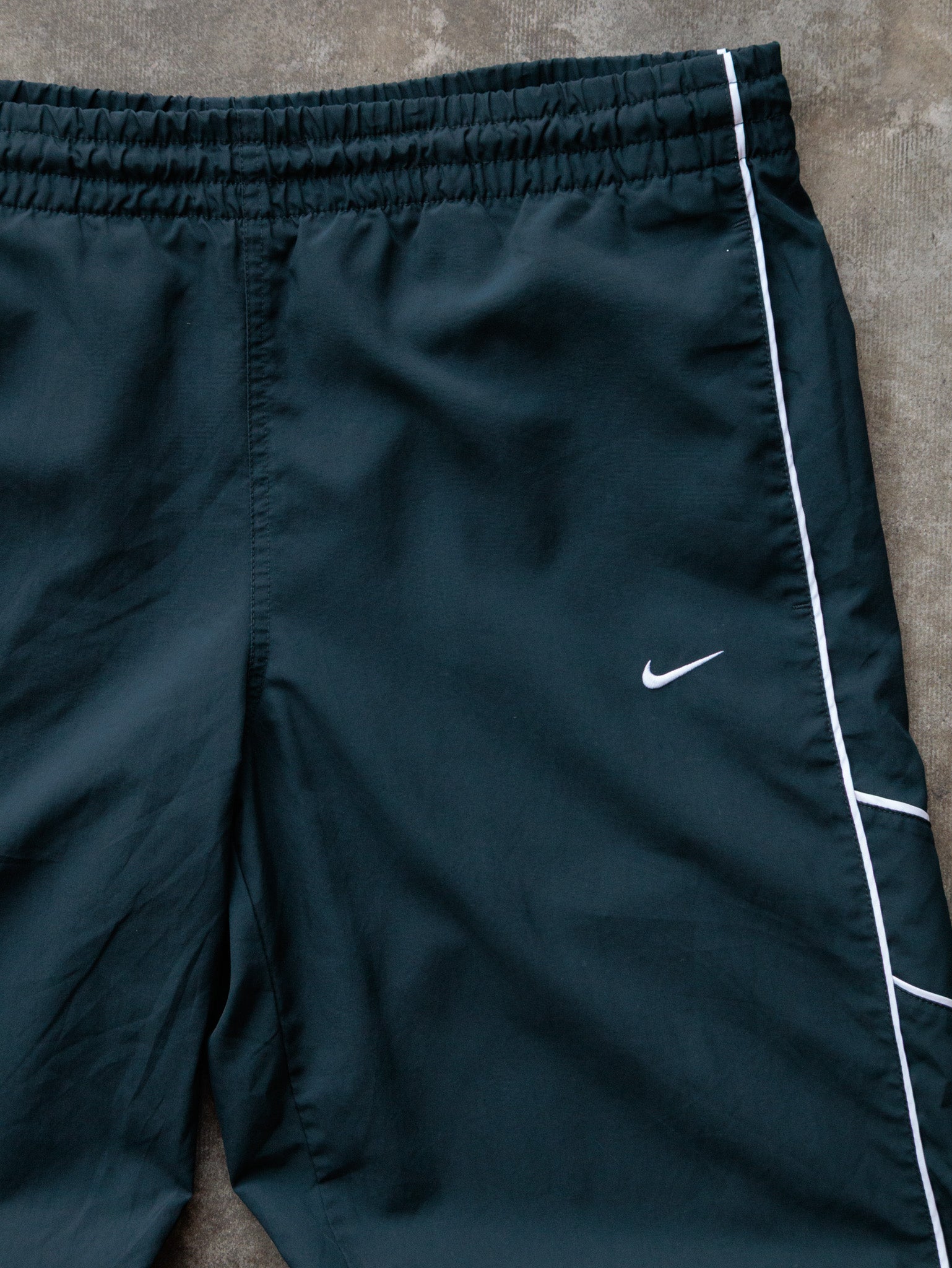 Vintage 00s Green Nike Track Pants (L)