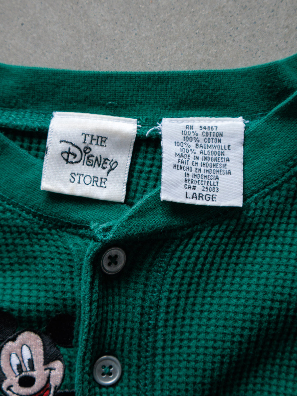 Vintage 90s Green Disney Mickey Mouse & Friends Knit Henley Shirt (L)