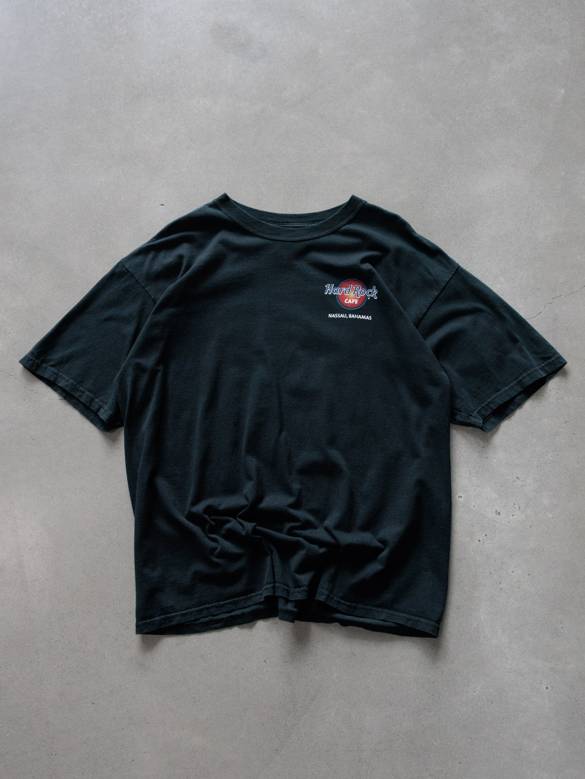 Vintage 00s Black Hard Rock Cafe Nassau Bahamas Bald Eagle Tee (XL)