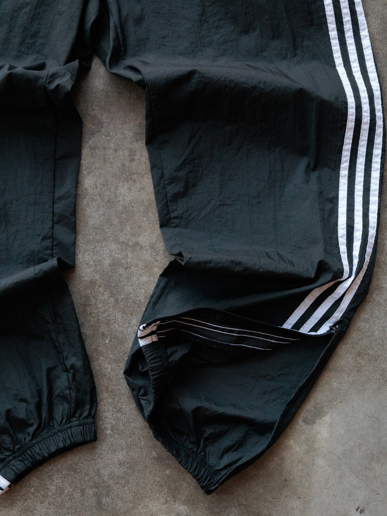 Vintage 90s Black Adidas Track Pants (L)