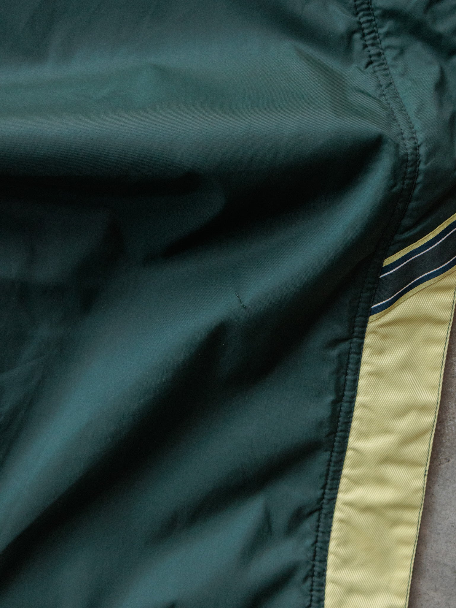 Vintage 90s Green Nike Track Pants (12-14Y)