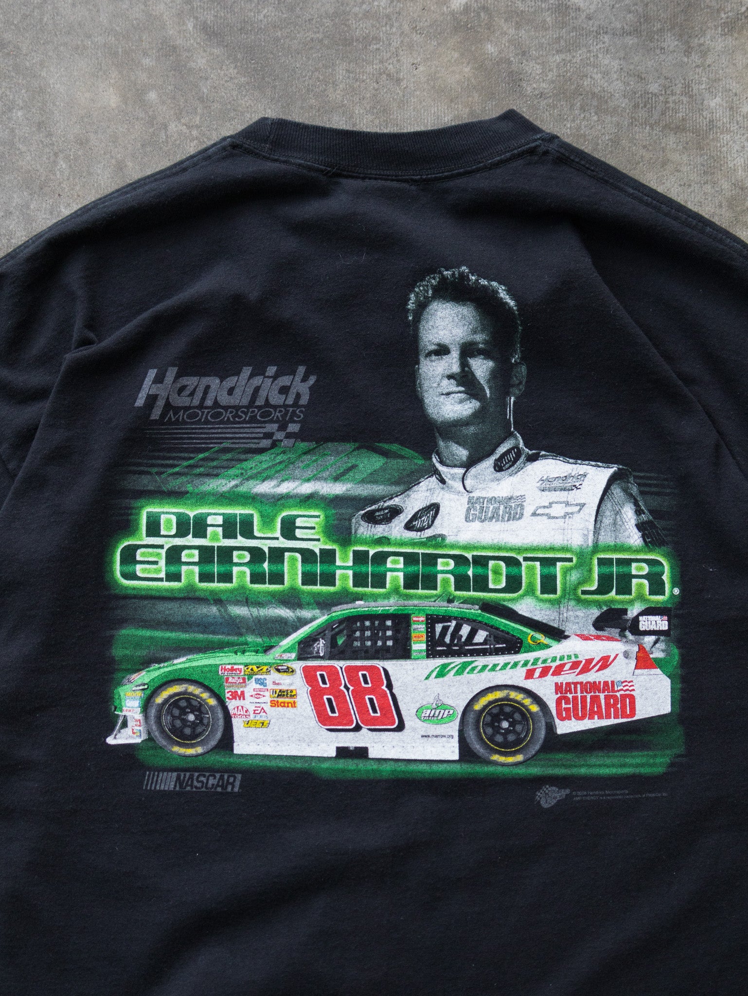 Vintage 00s Black Dale Earnhardt Jr. NASCAR Tee (XL)