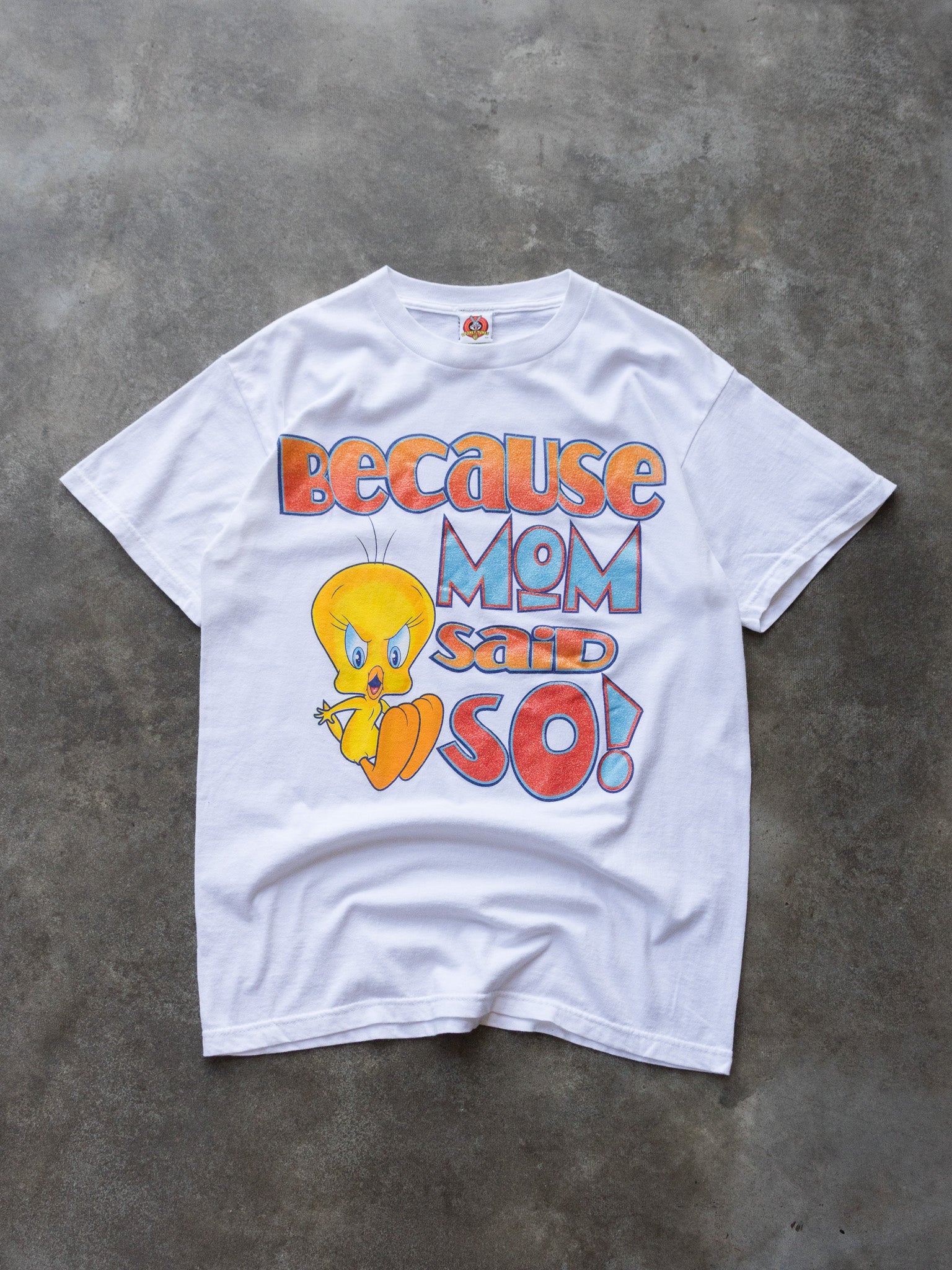 Vintage 00s Looney Tunes Tweety Bird Because Mom Said So Tee (M)