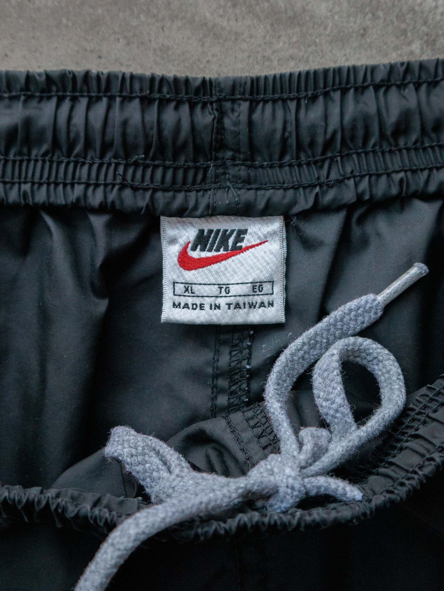 Vintage 90s Black Nike Track Pants (XL)