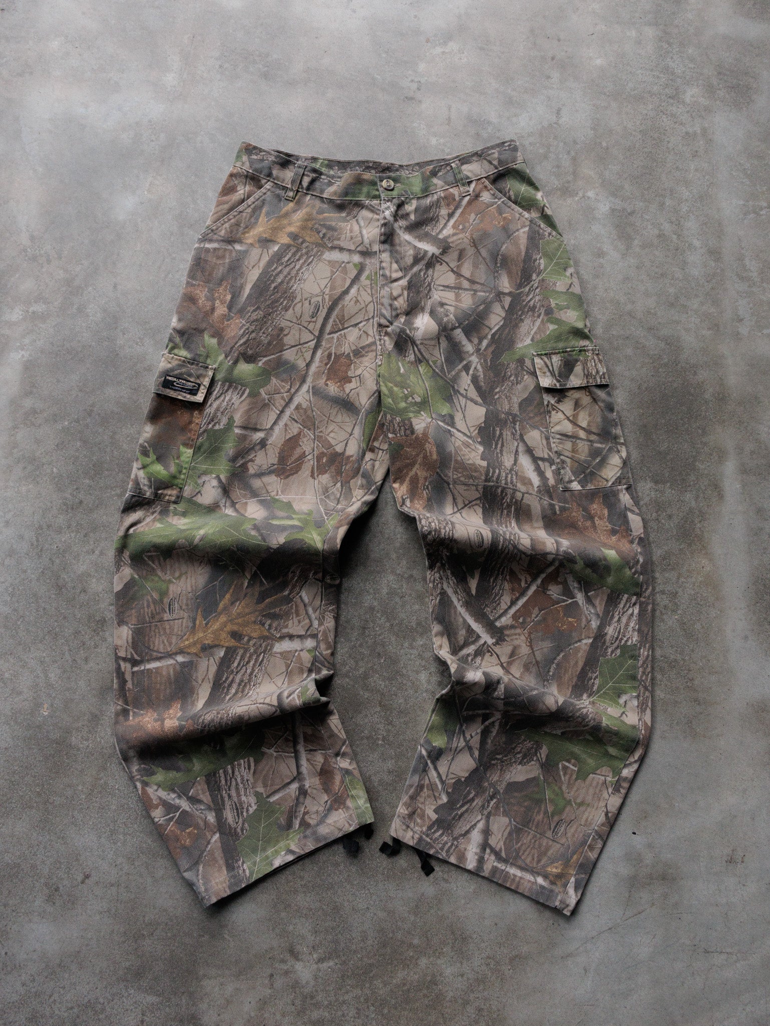 Vintage Camo Realtree Cargo Pants (L)
