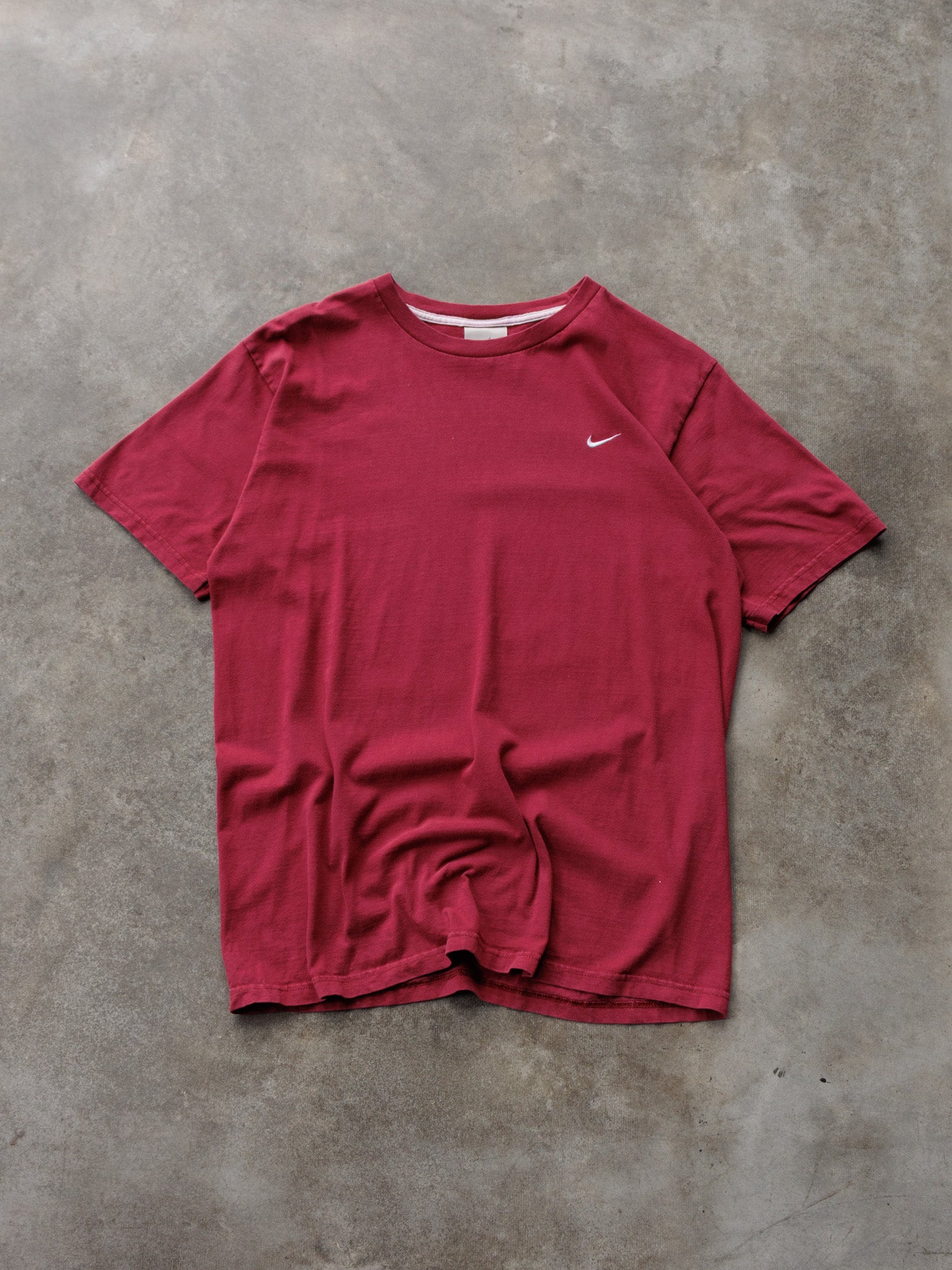 Vintage 00s Maroon Nike Swoosh Tee (L)