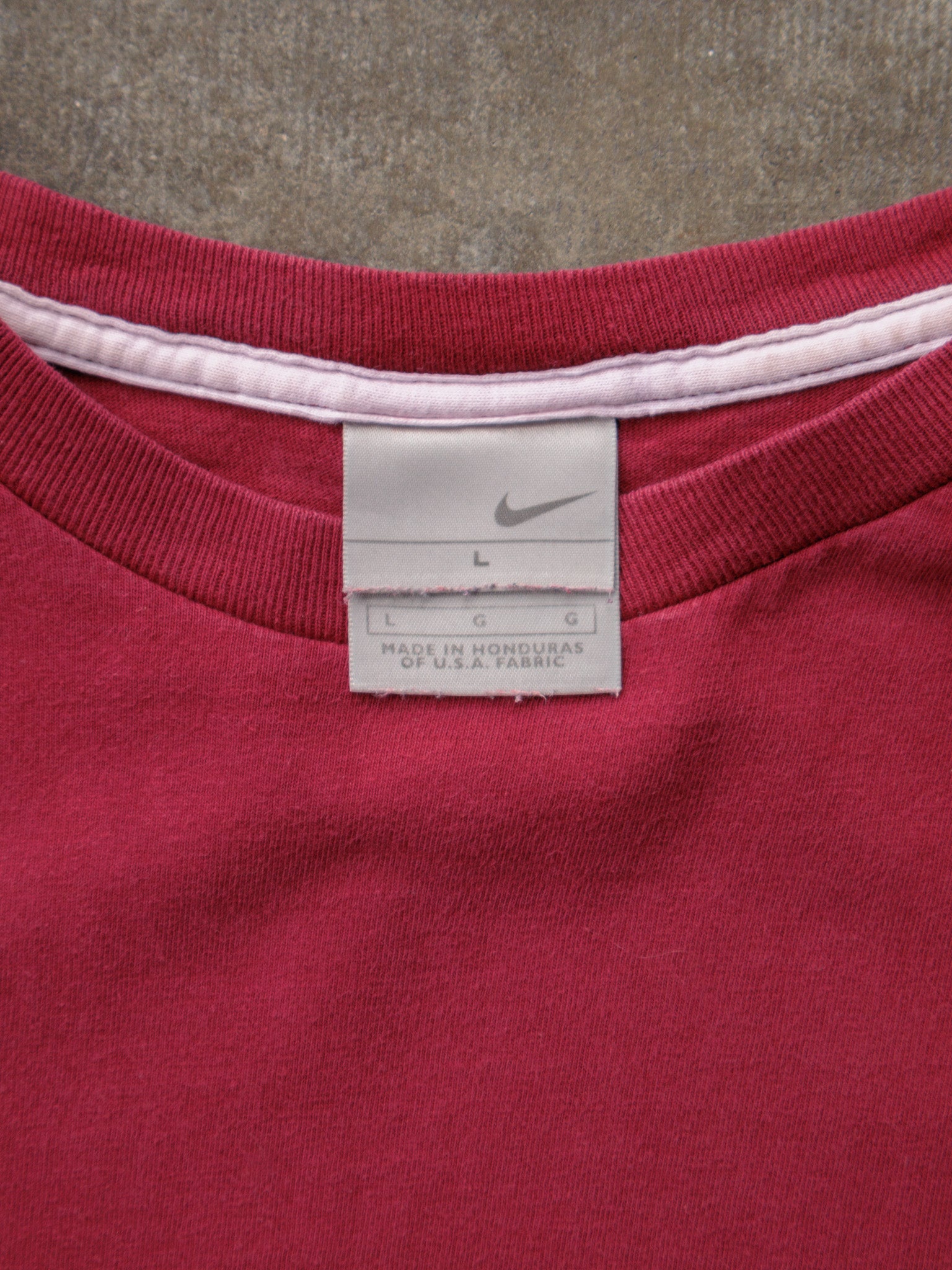 Vintage 00s Maroon Nike Swoosh Tee (L)