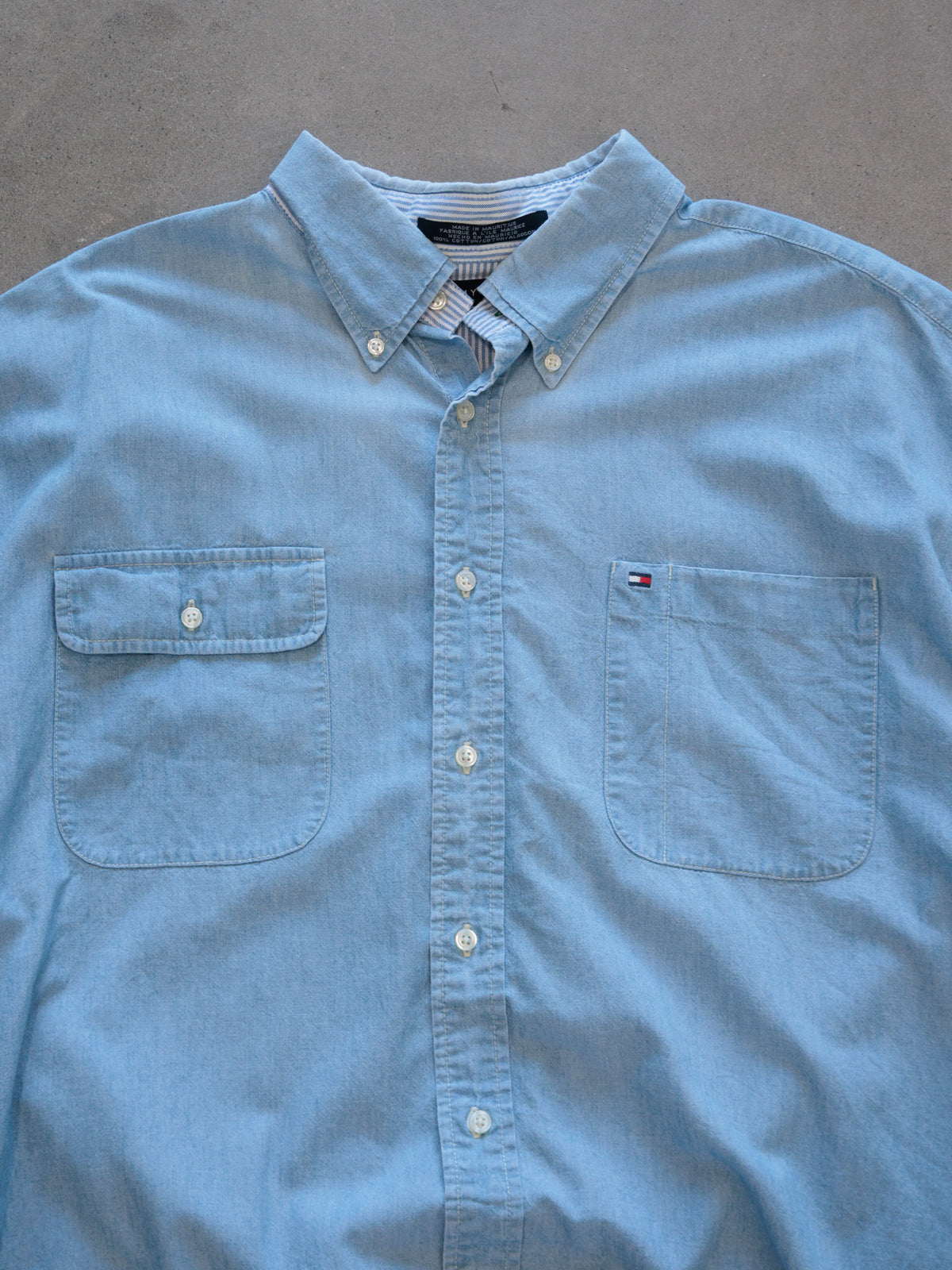 Vintage 00s Light Blue Tommy Hilfiger Denim Shirt (2XL)