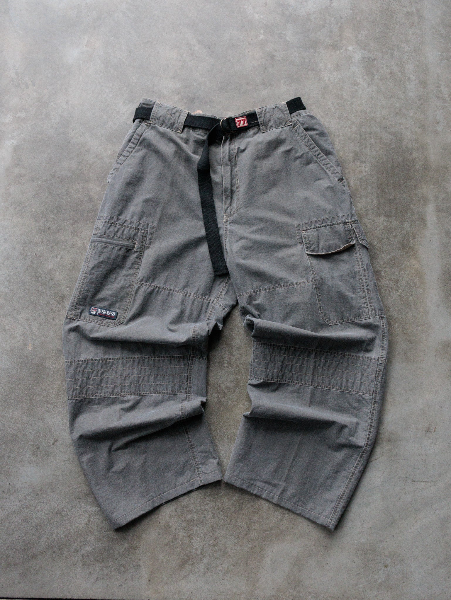 Vintage Grey Bugle Boy Cargo Pants (-)