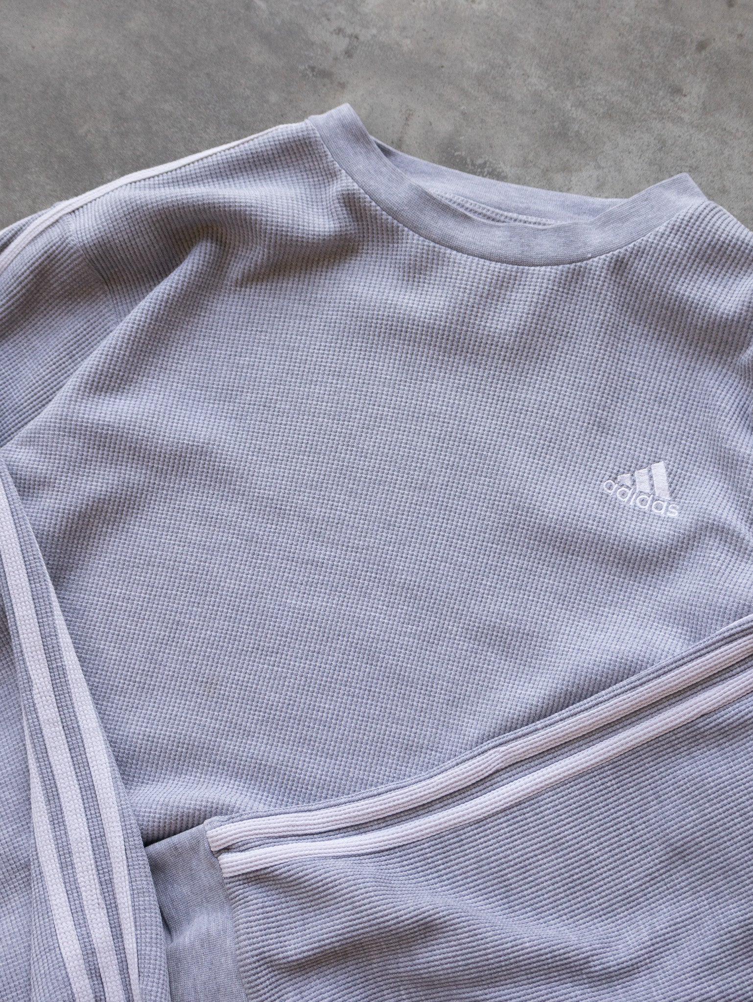 Vintage 00s Grey Adidas Waffle Knit Long Sleeve (L)