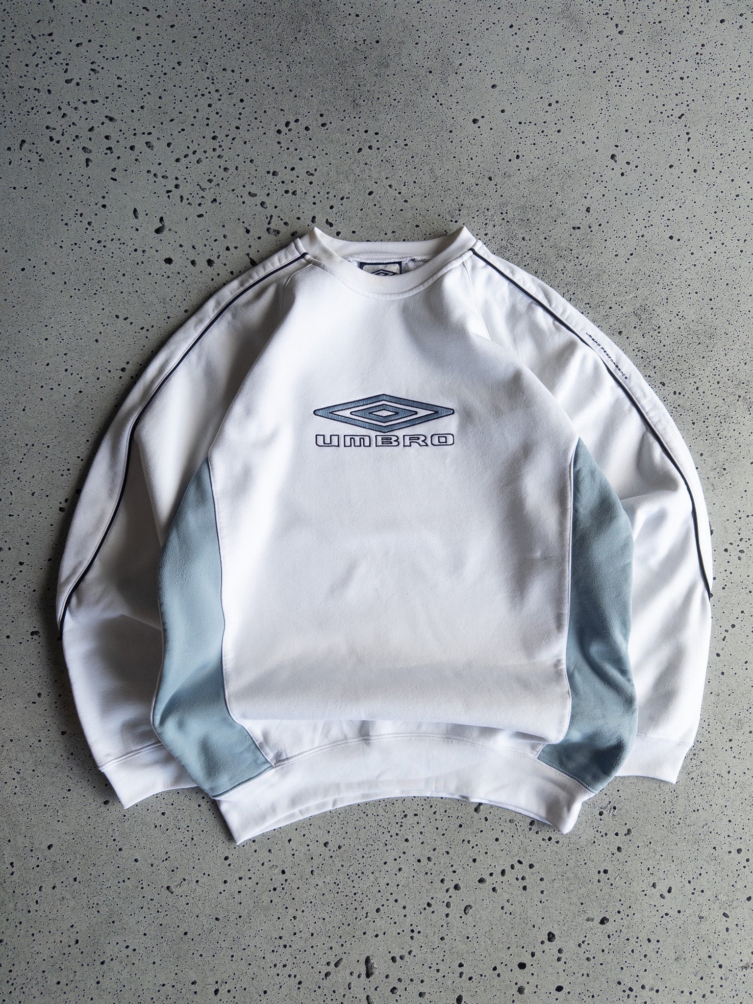 Vintage Umbro Sweatshirt (M)