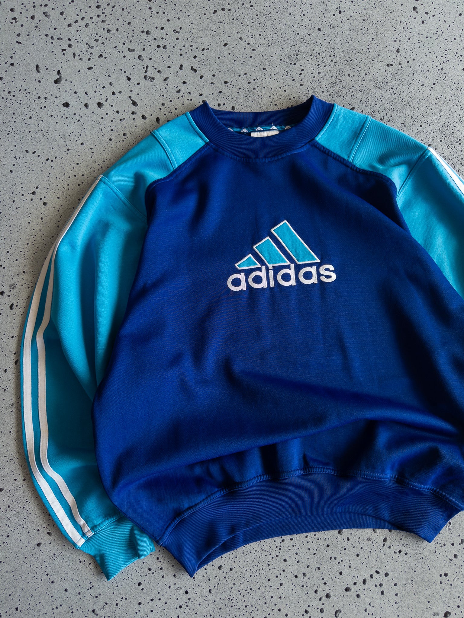 Vintage Adidas Sweatshirt (M)