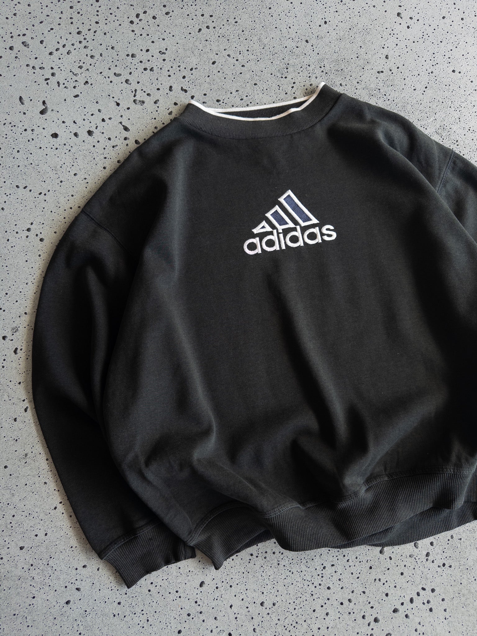 Vintage Adidas Sweatshirt (M)