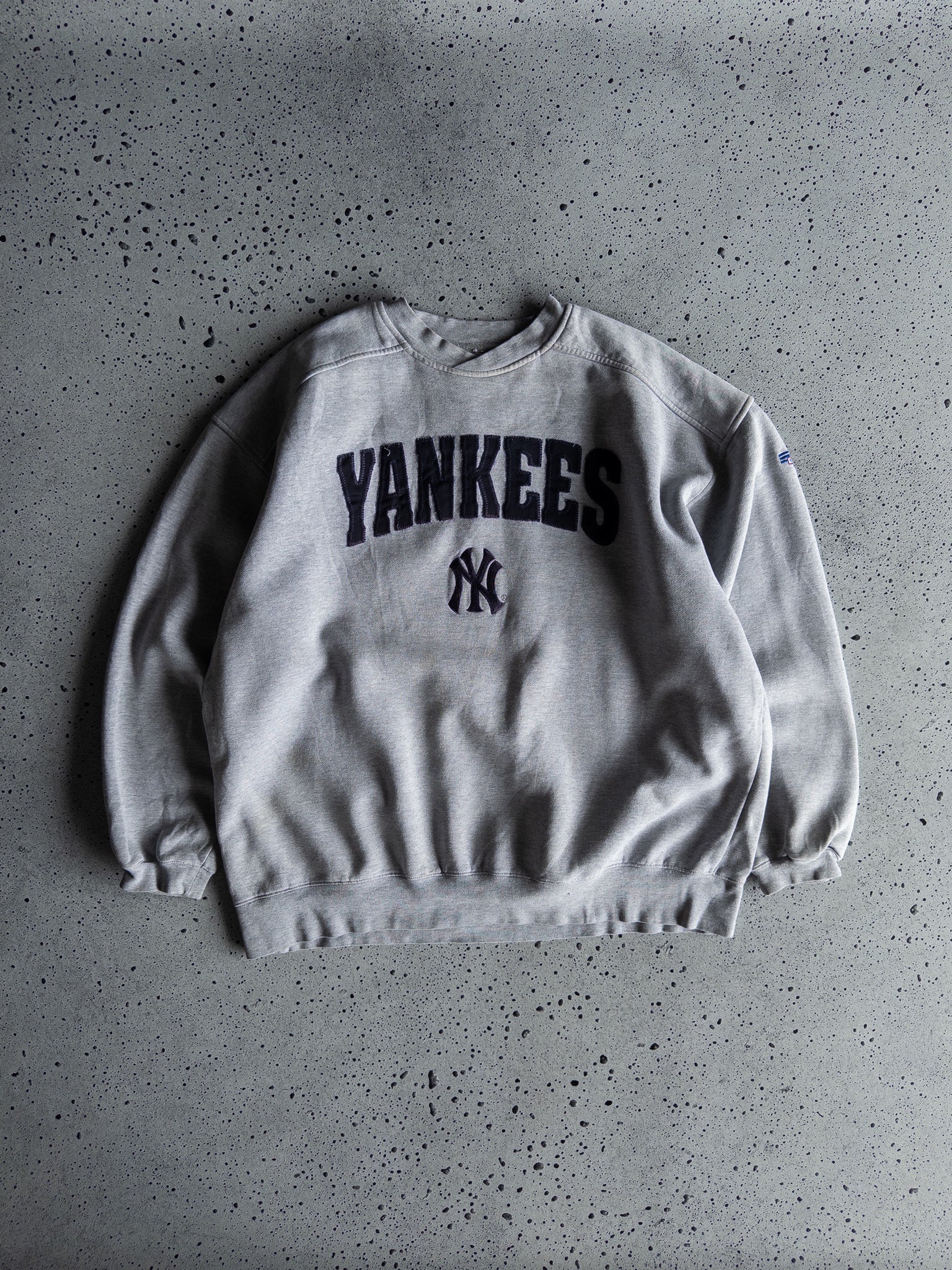 Vintage New York Yankees Sweatshirt (XXL)