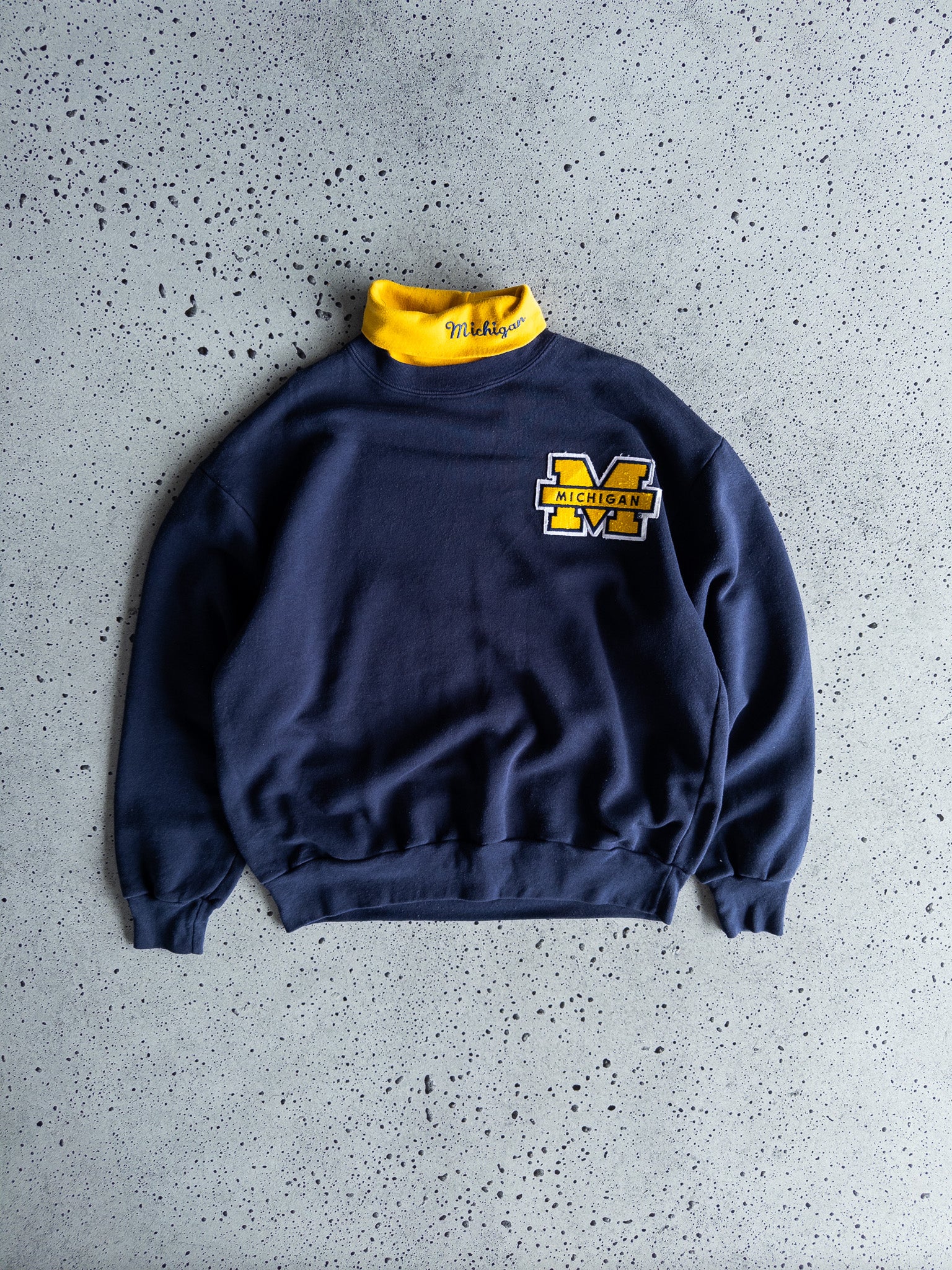 Vintage University of Michigan Turtleneck Sweatshirt (L)