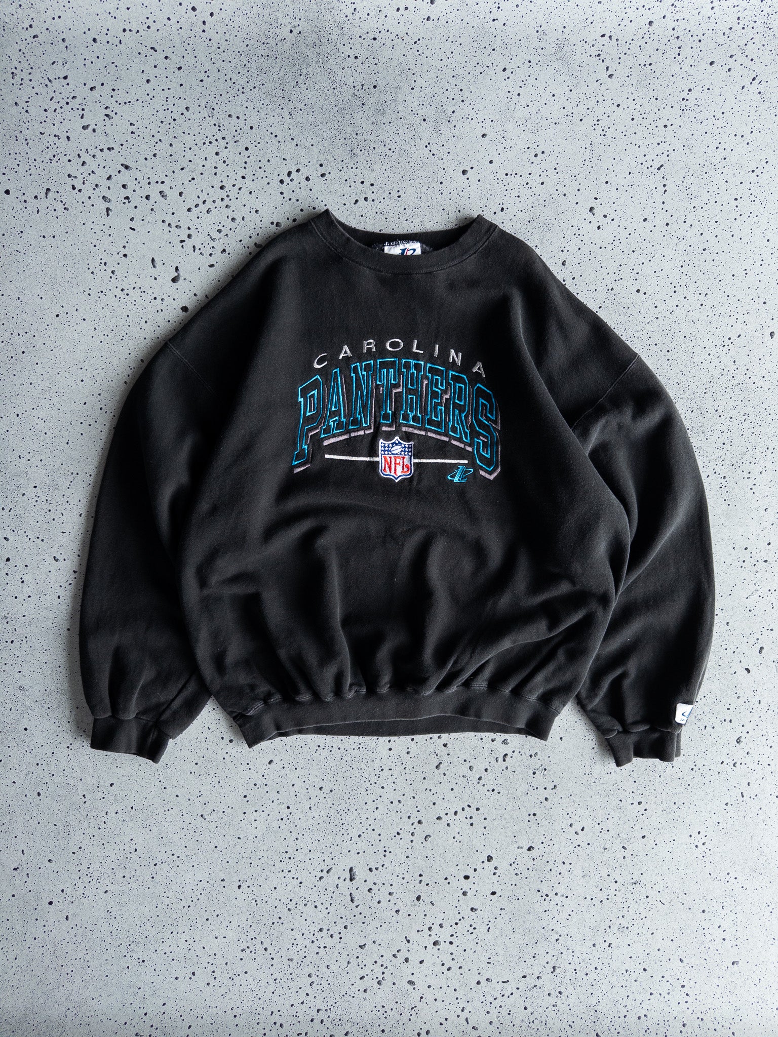 Vintage Carolina Panthers Sweatshirt (XXL)