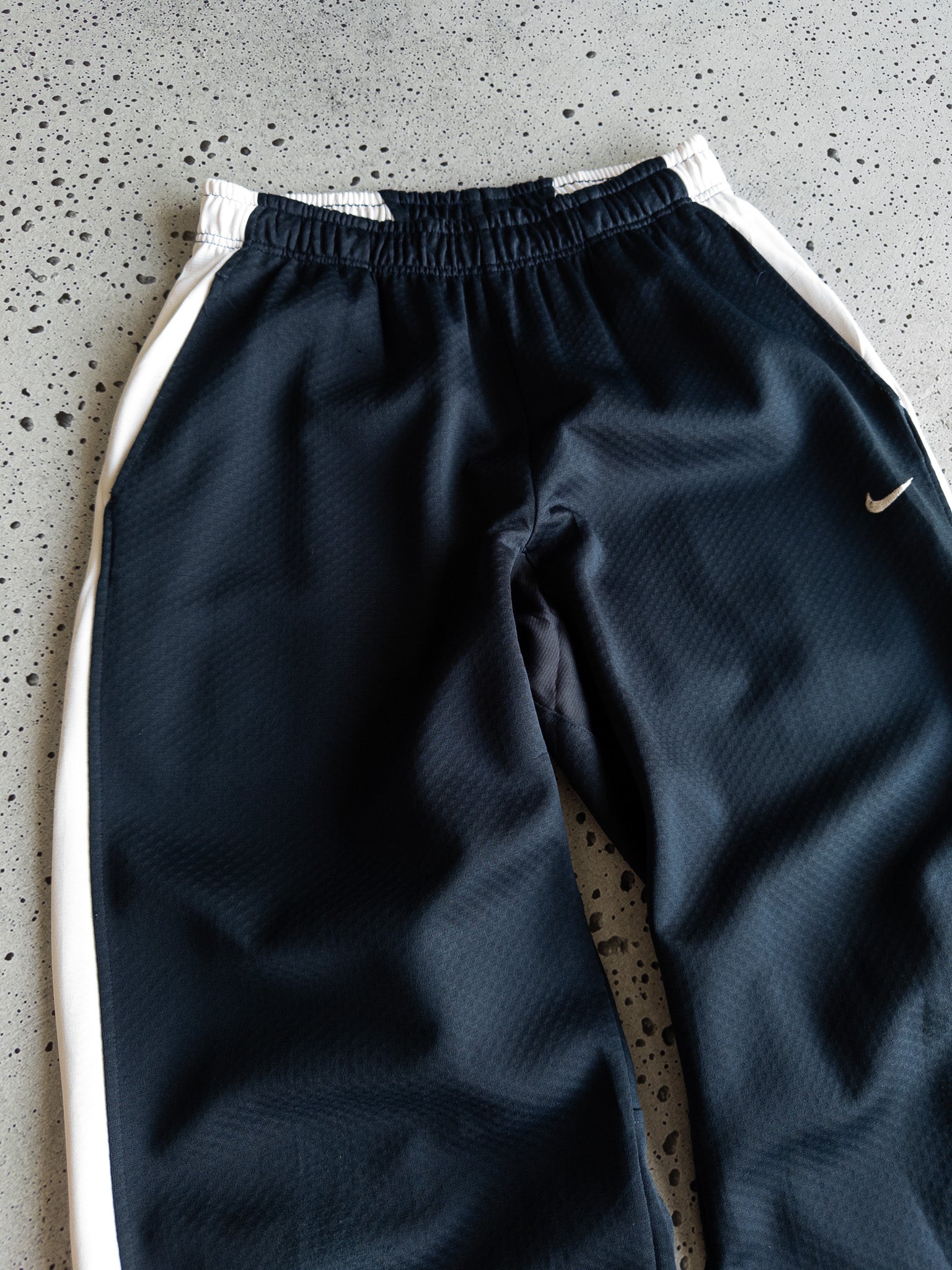 Vintage Nike Track Pants (M)