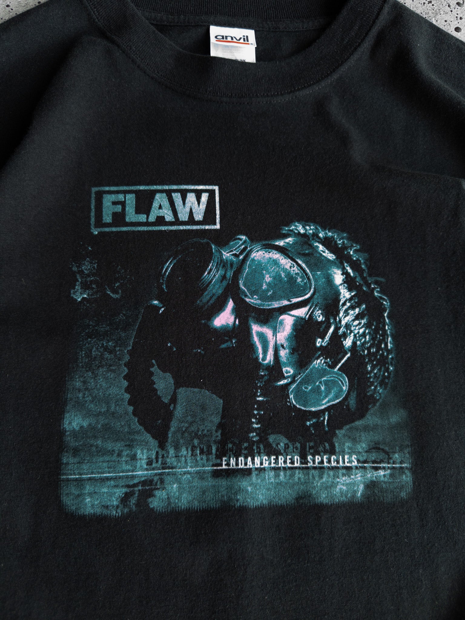 Vintage Flaw Endangered Species Tour Tee (L)