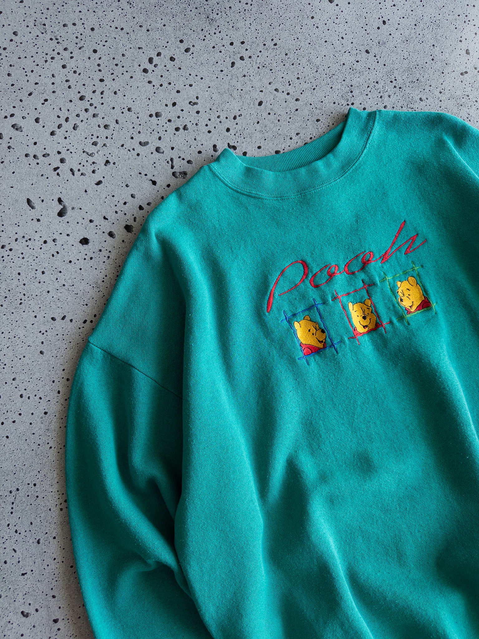 Vintage Winnie the Pooh 90's Sweatshirt (XL)