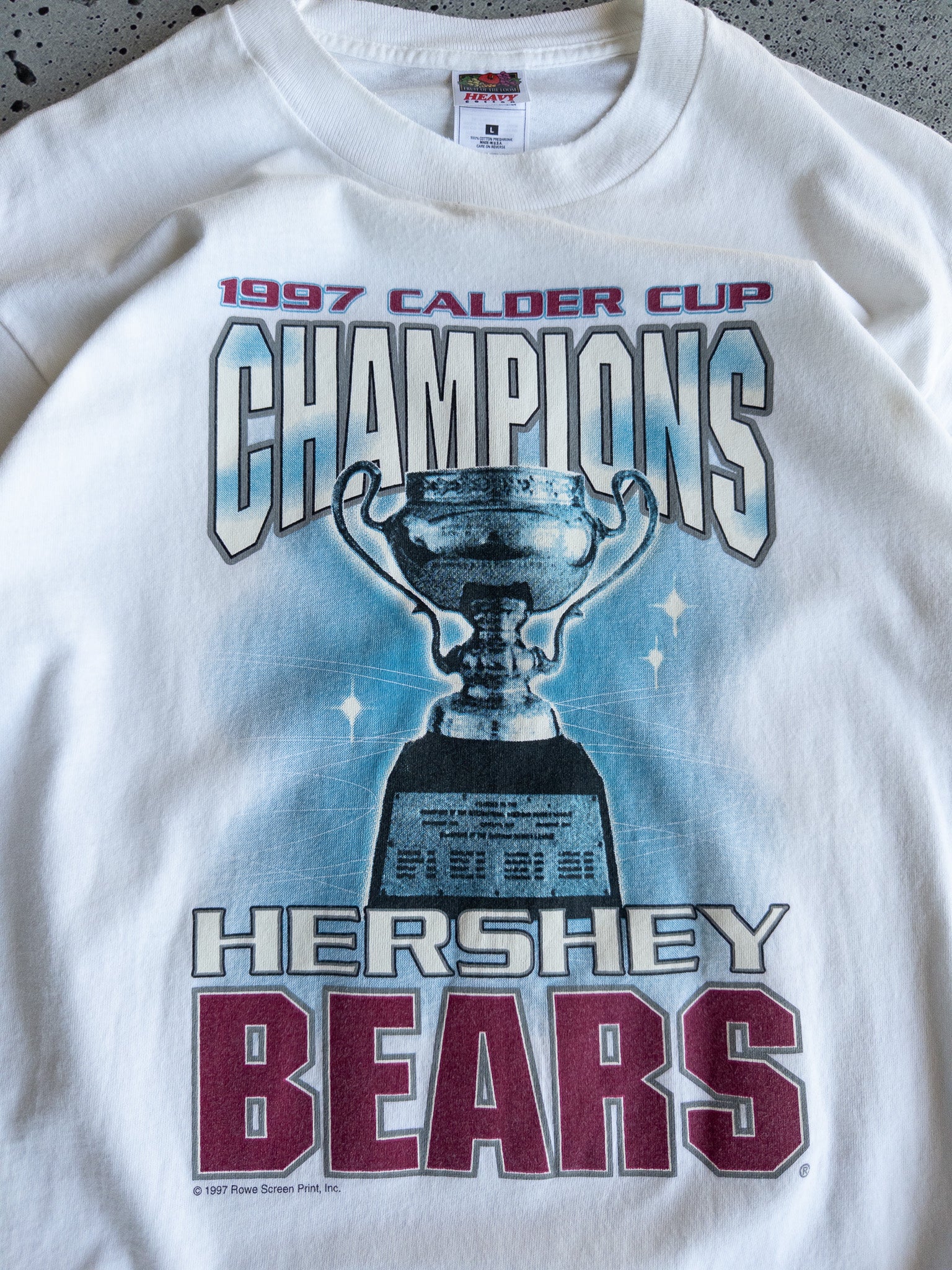 Vintage 1997 Hershey Bears Tee (L)