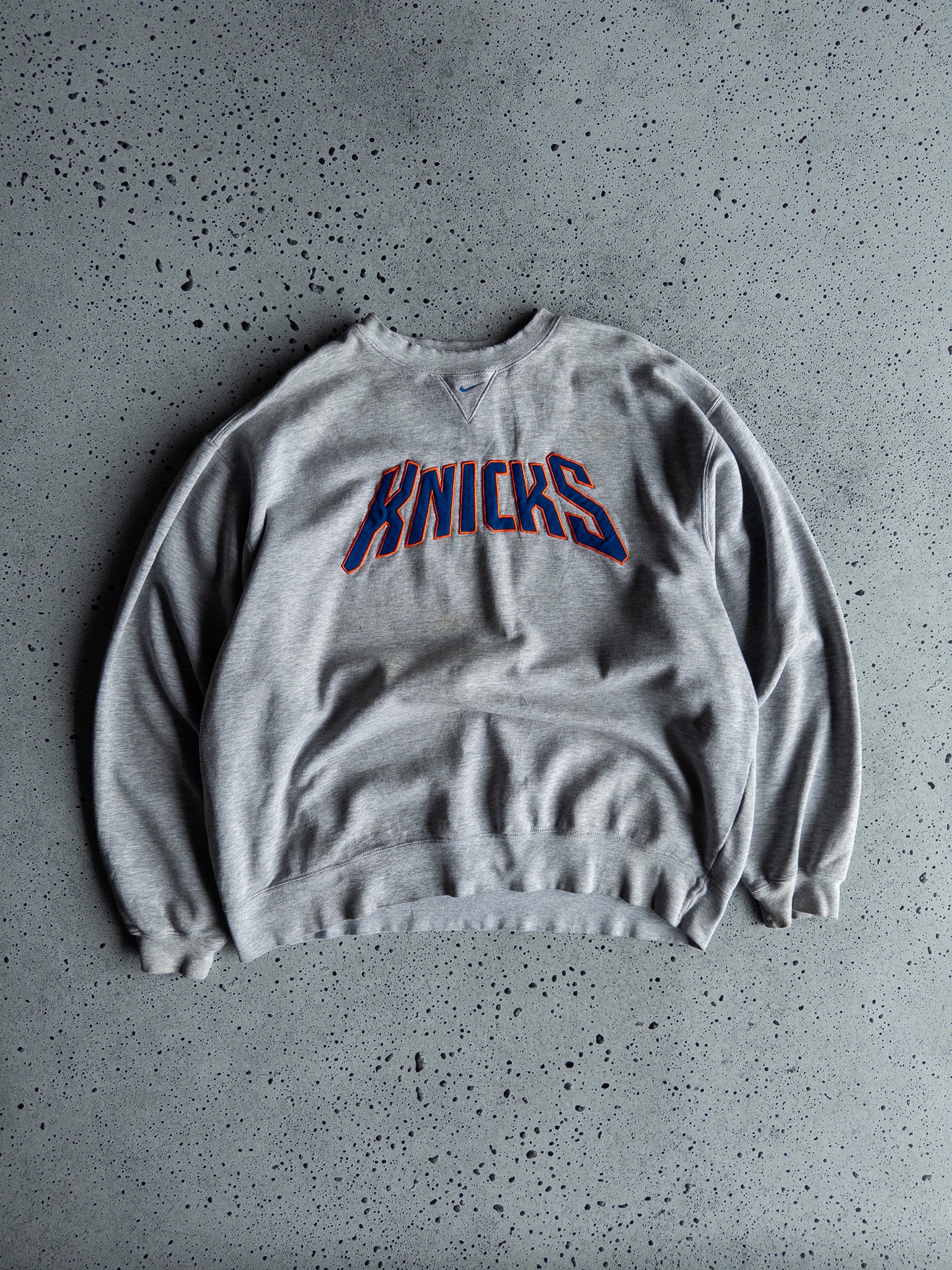 Vintage New York Knicks Nike Sweatshirt (XL)