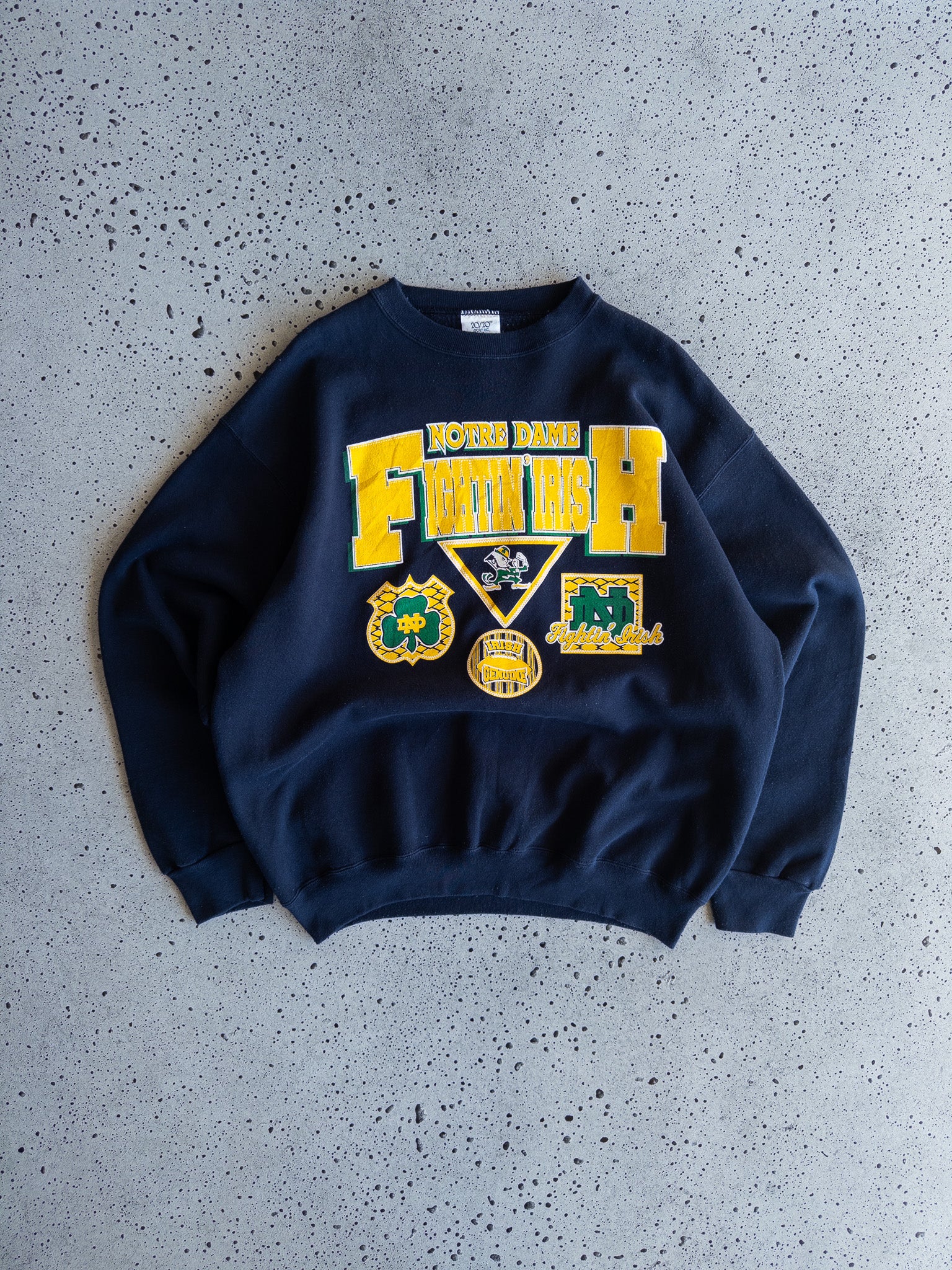 Vintage Notre Dame Fighting Irish Sweatshirt (XL)