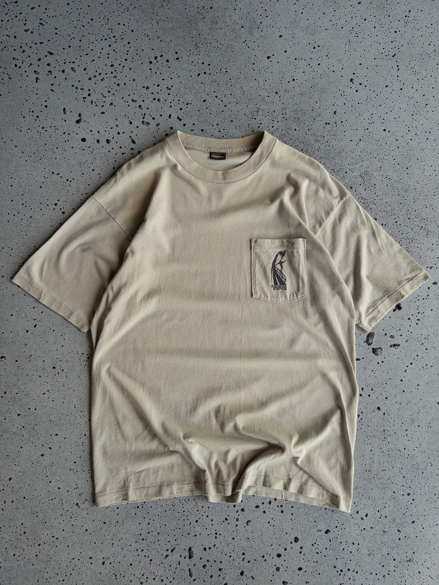 Vintage '90s Quiksilver Pocket Tee (L)