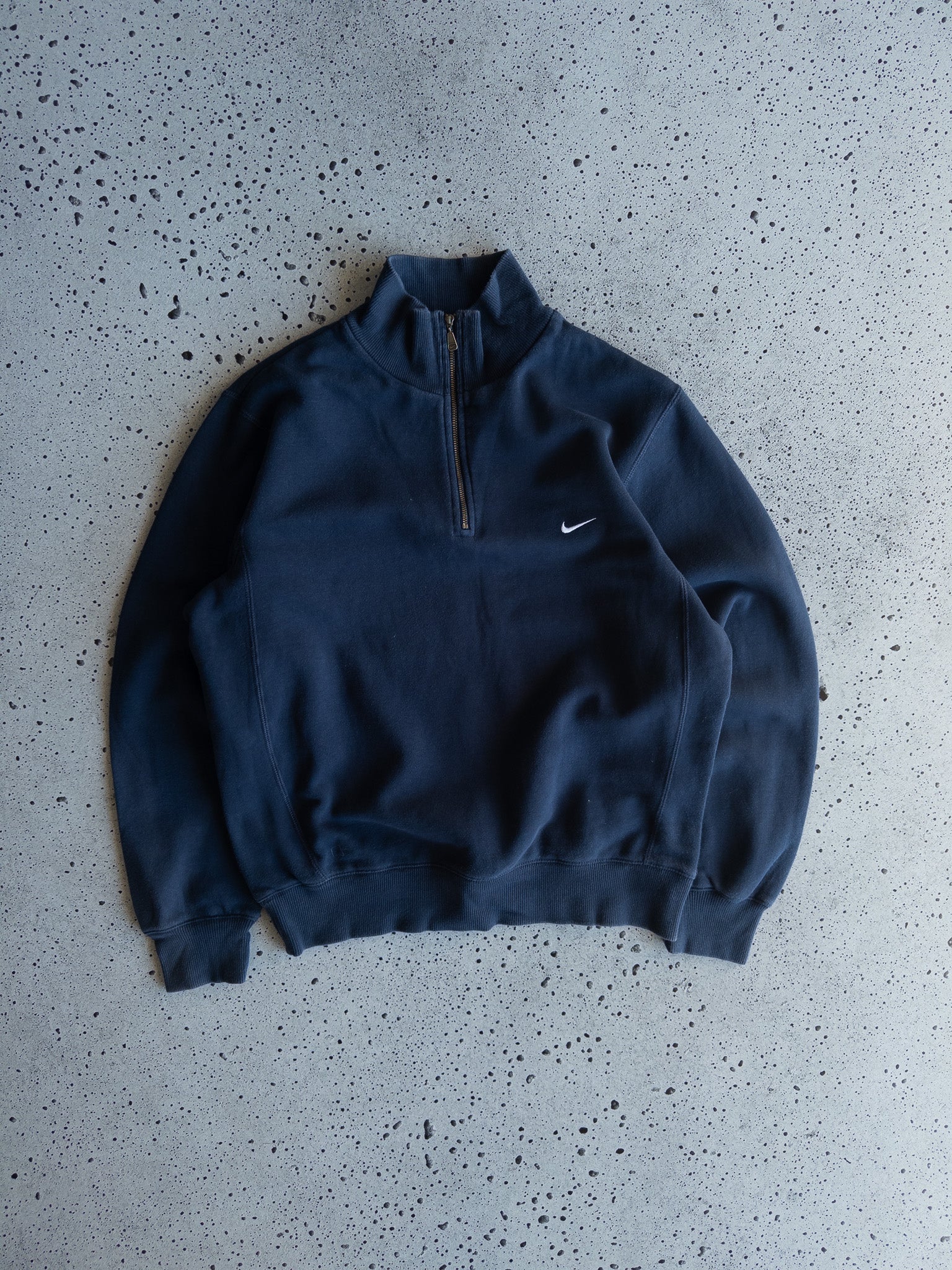 Vintage Nike Quarter Zip Sweatshirt (M)
