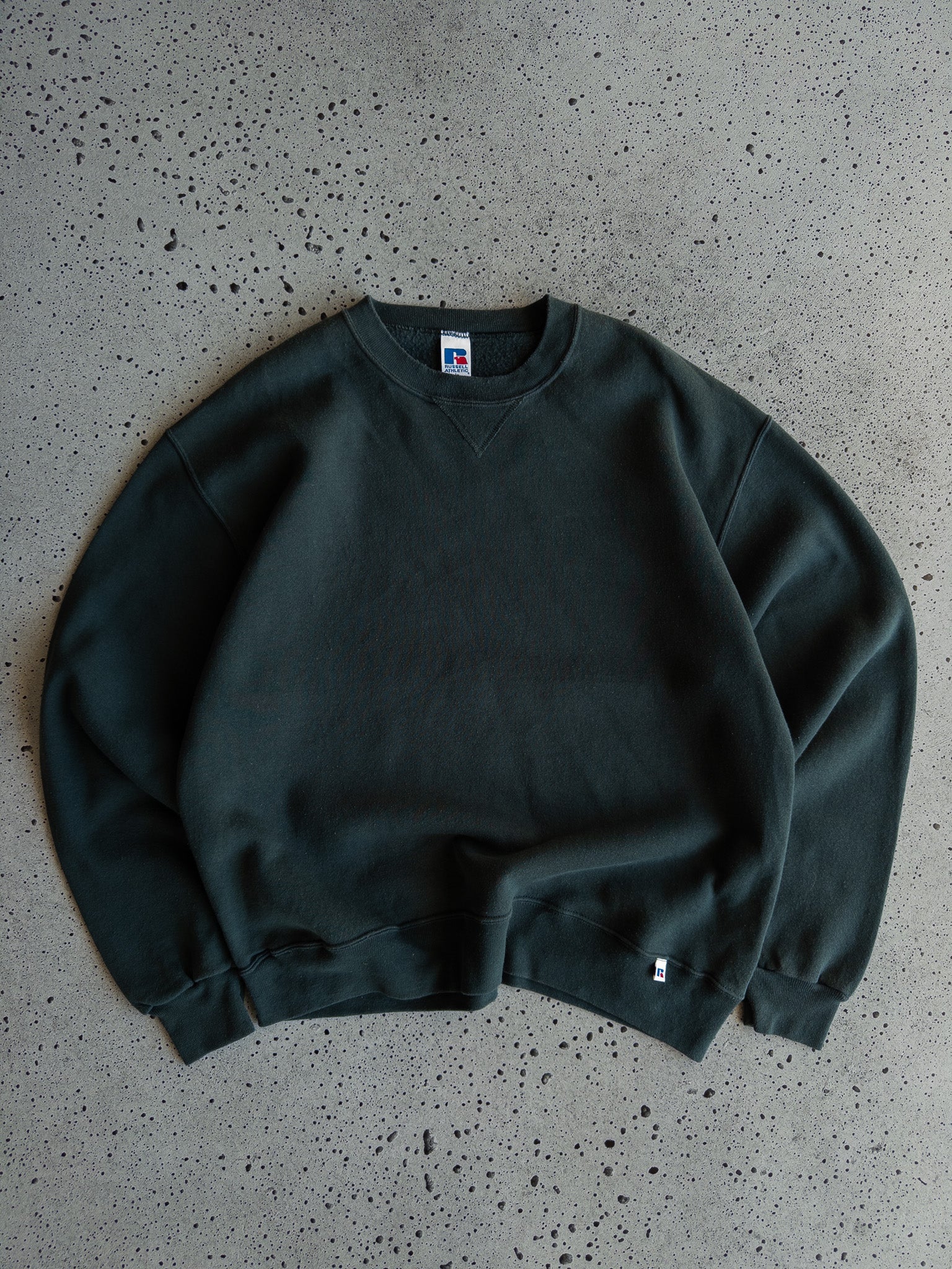 Vintage Russell Blank Forrest Green Sweatshirt (L)