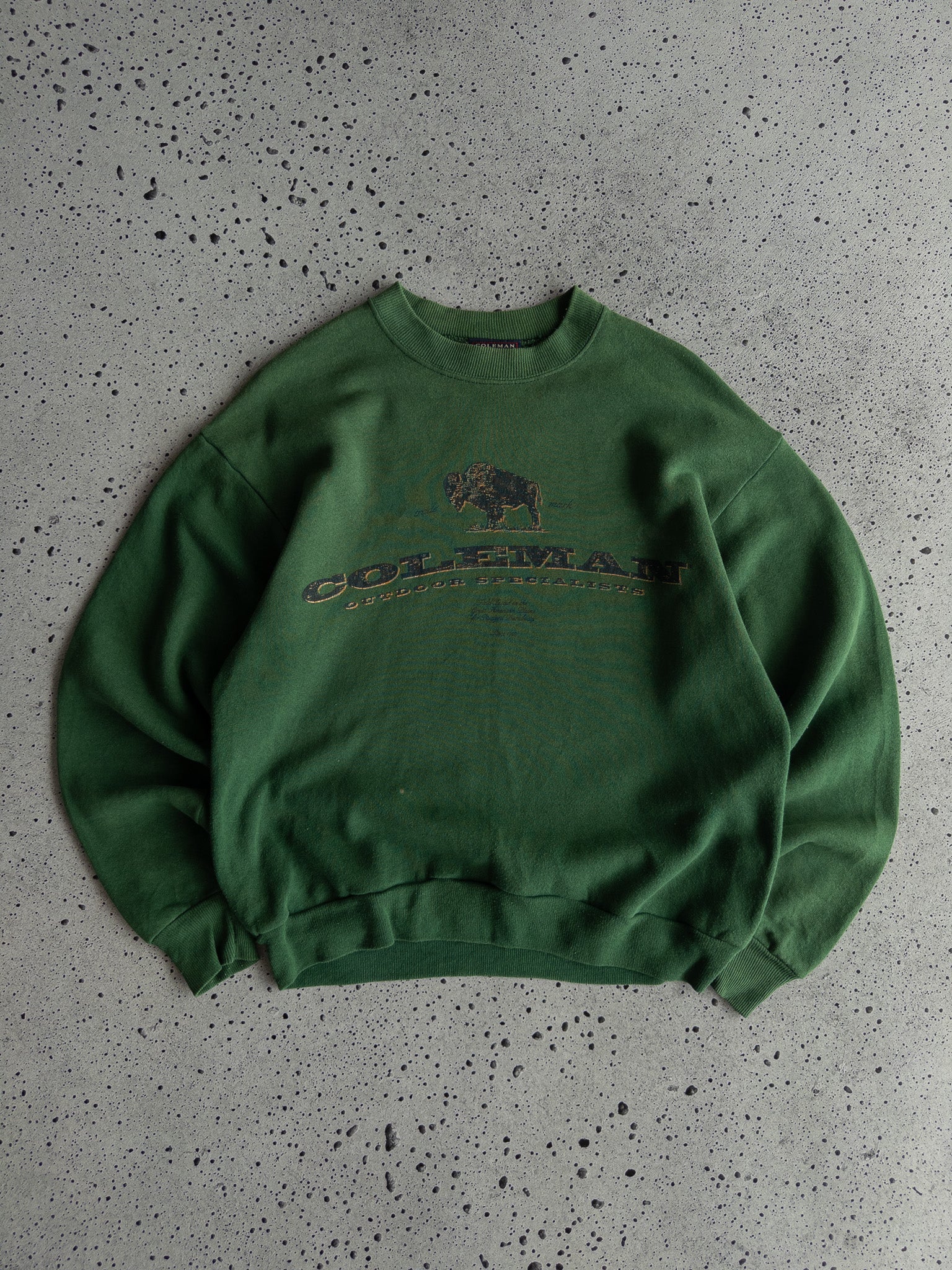 Vintage '90s Coleman Outdoor Specialists Sweatshirt (M)