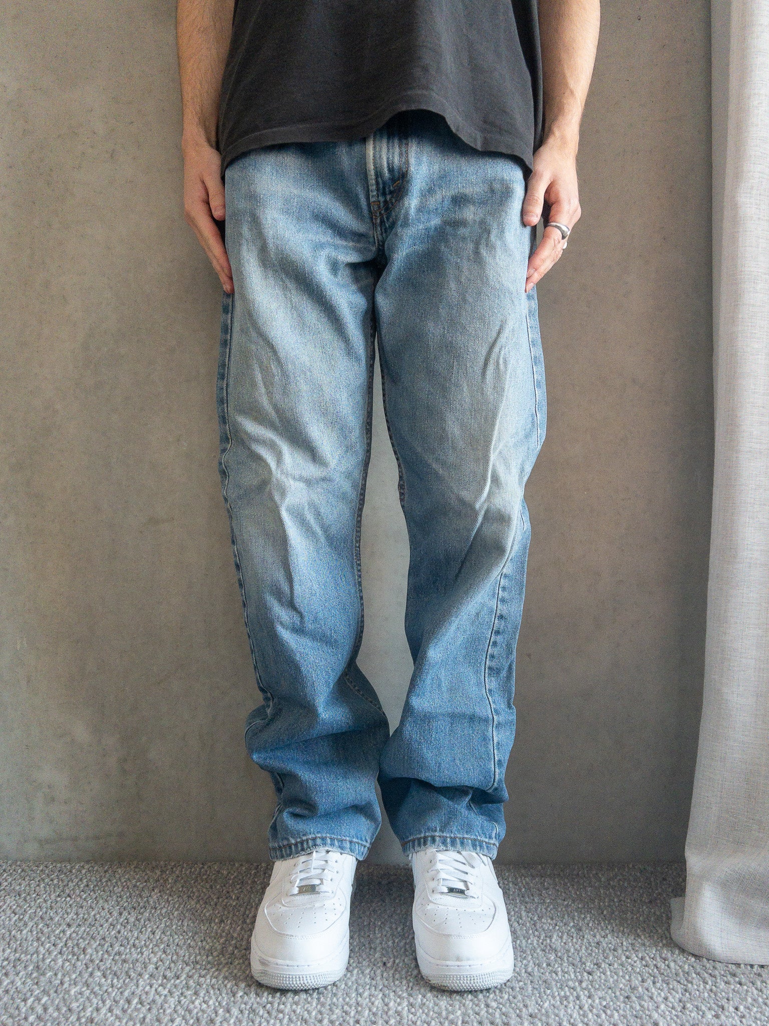 Vintage Levis 505 Denim Jeans (W33)