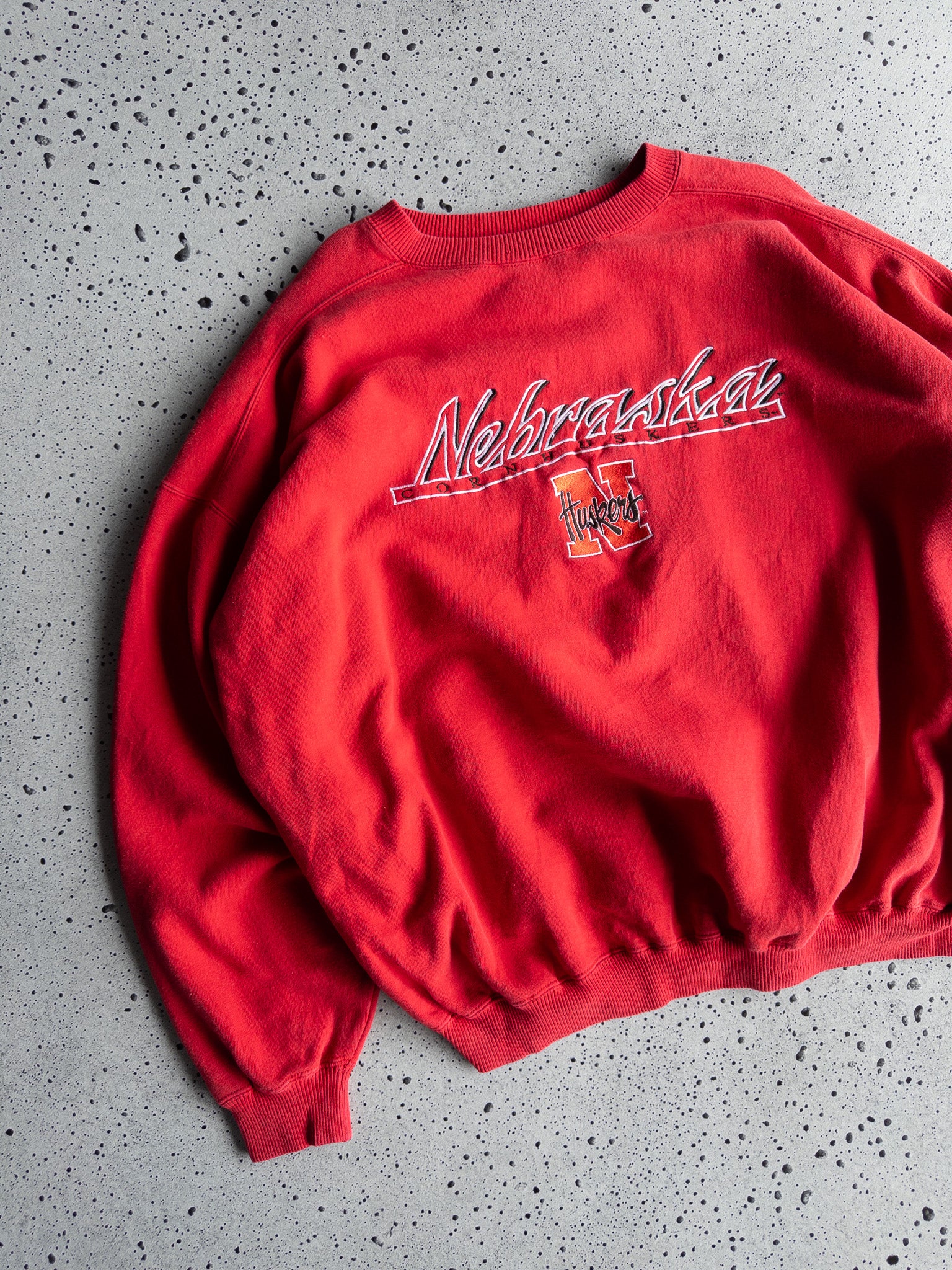 Vintage Nebraska Huskers Sweatshirt (L)