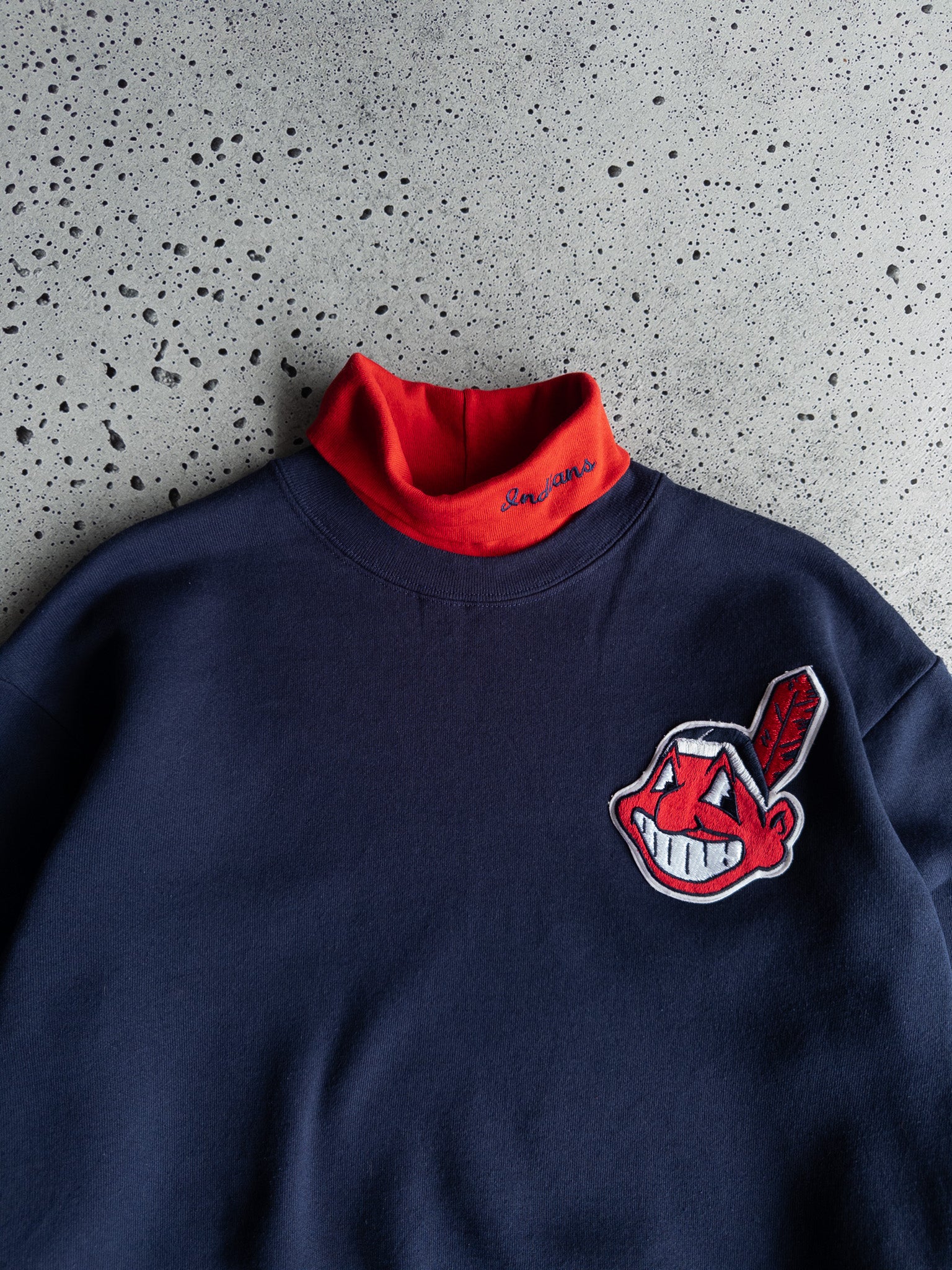 Vintage Cleveland Indians Turtleneck Sweatshirt (L)