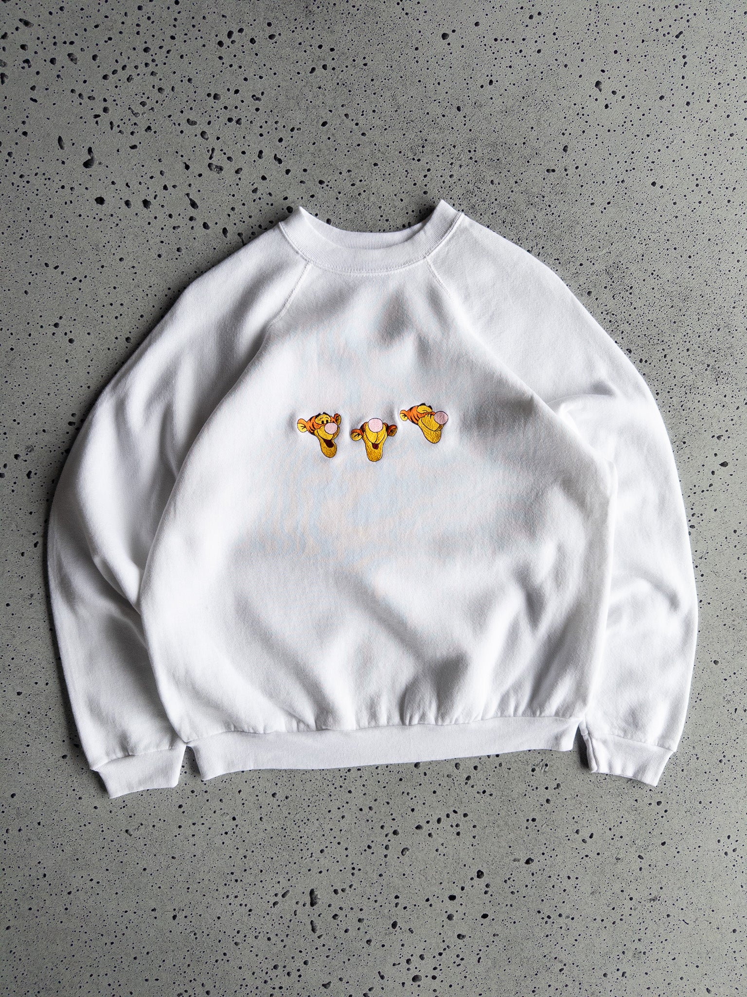 Vintage Tigger Sweatshirt (L)