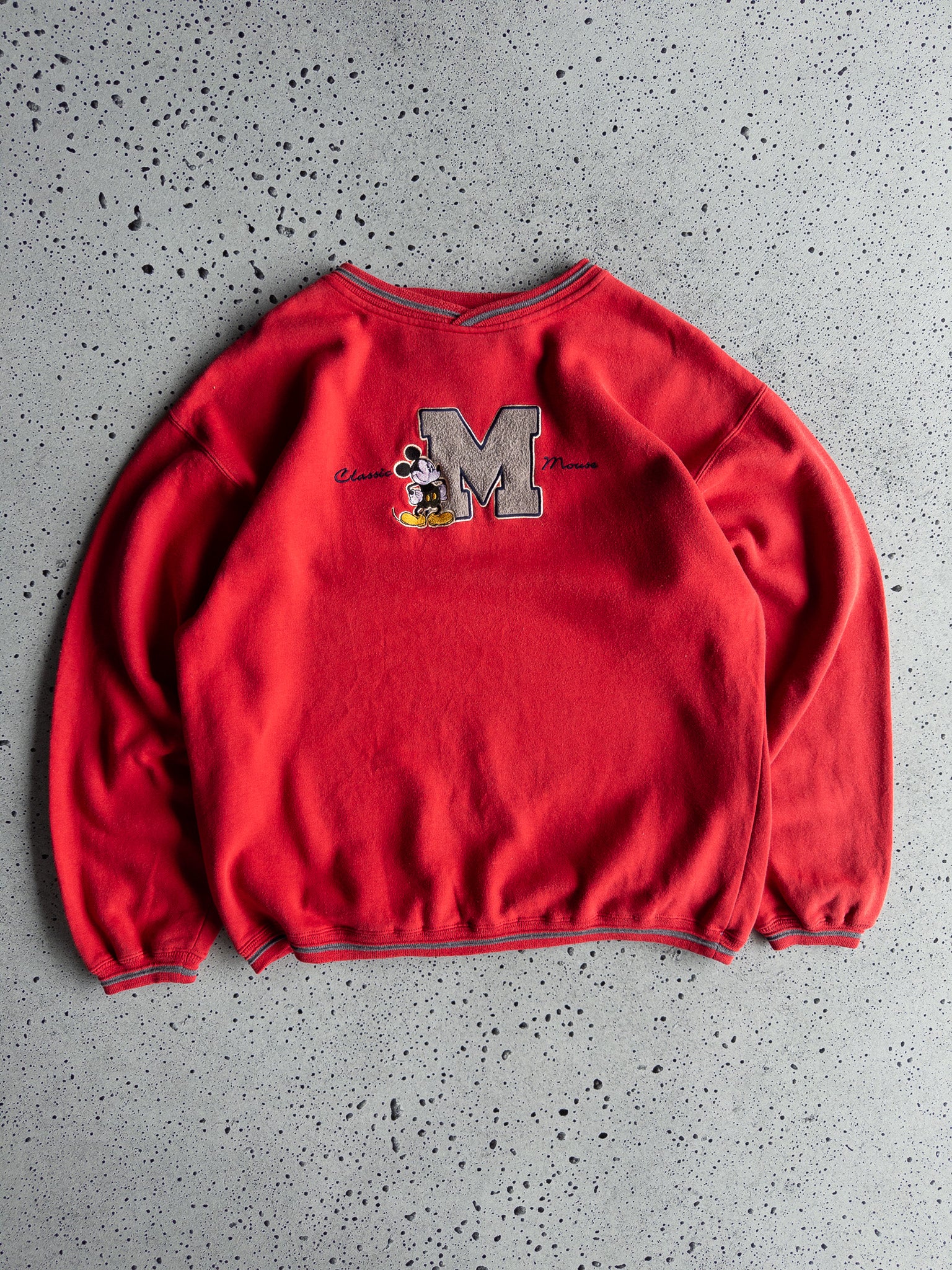 Vintage Mickey Mouse Sweatshirt (L)