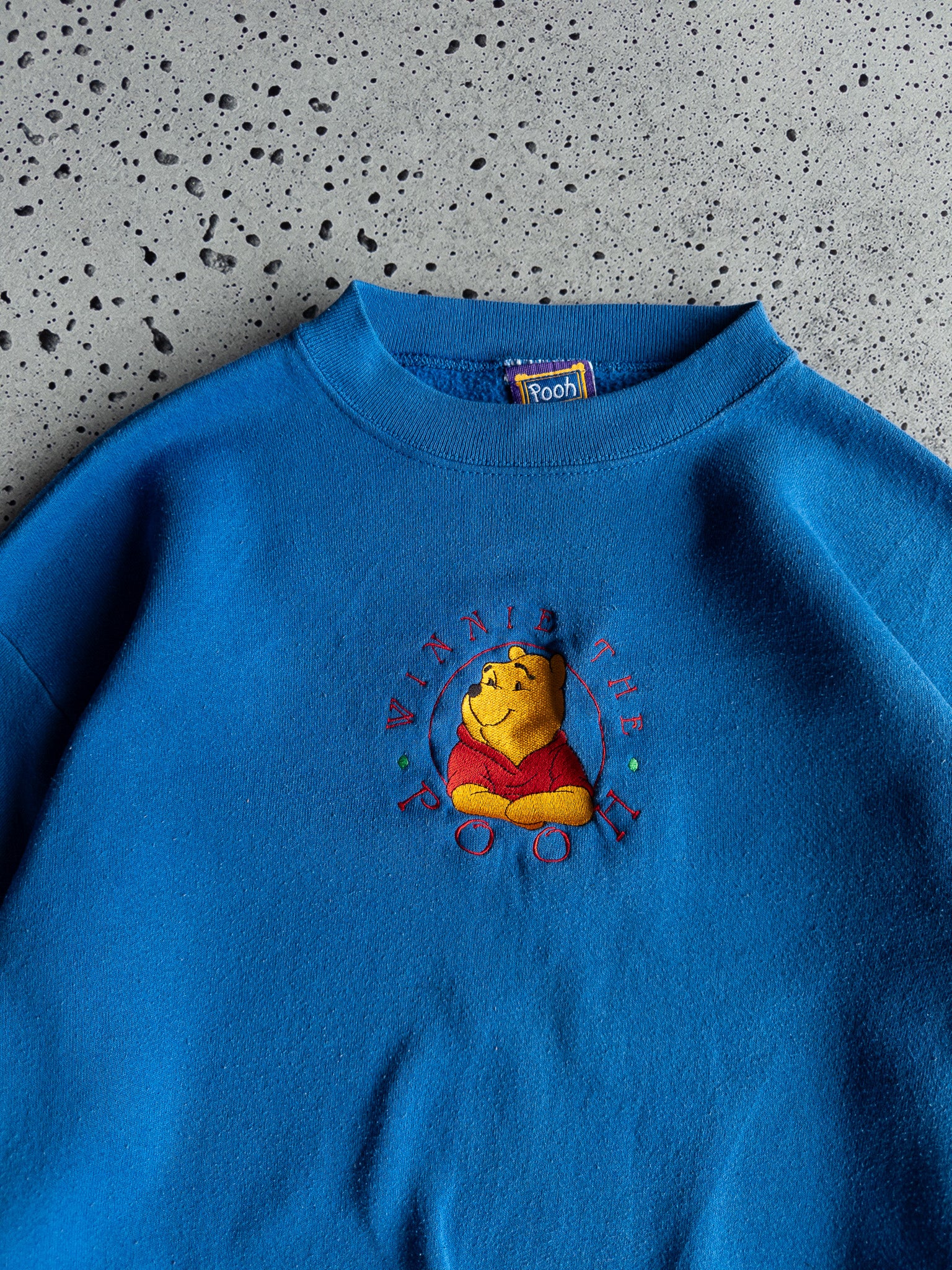 Vintage Winnie the Pooh Sweatshirt (L)