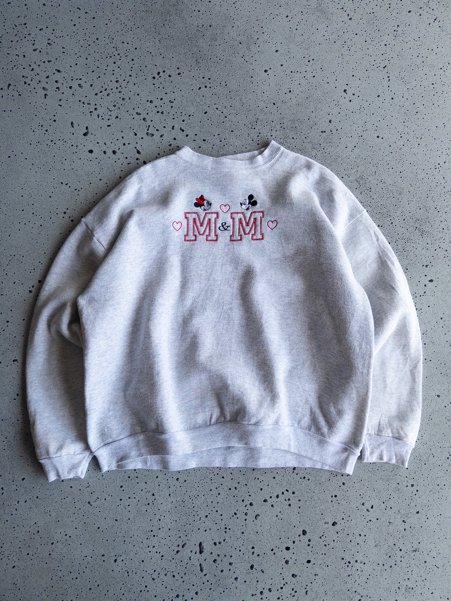 Vintage Minnie & Mickey '90s Sweatshirt (XL)