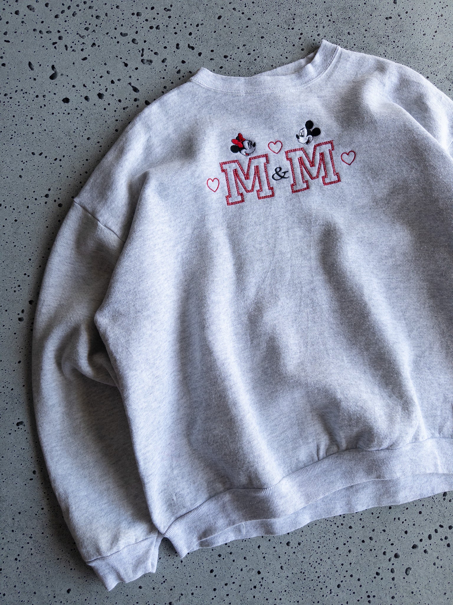 Vintage Minnie & Mickey '90s Sweatshirt (XL)