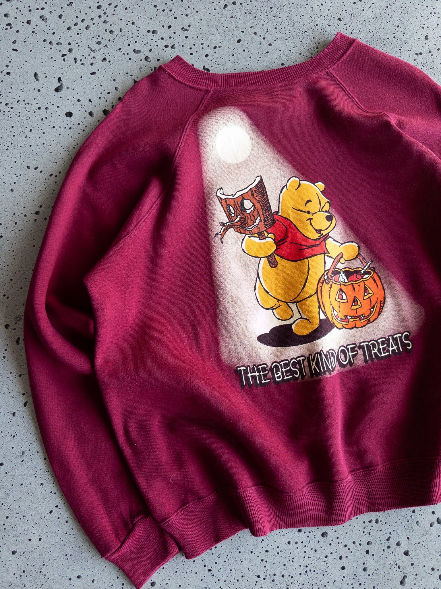 Vintage Pooh 'The Best Kind of Treats' Sweatshirt (L)