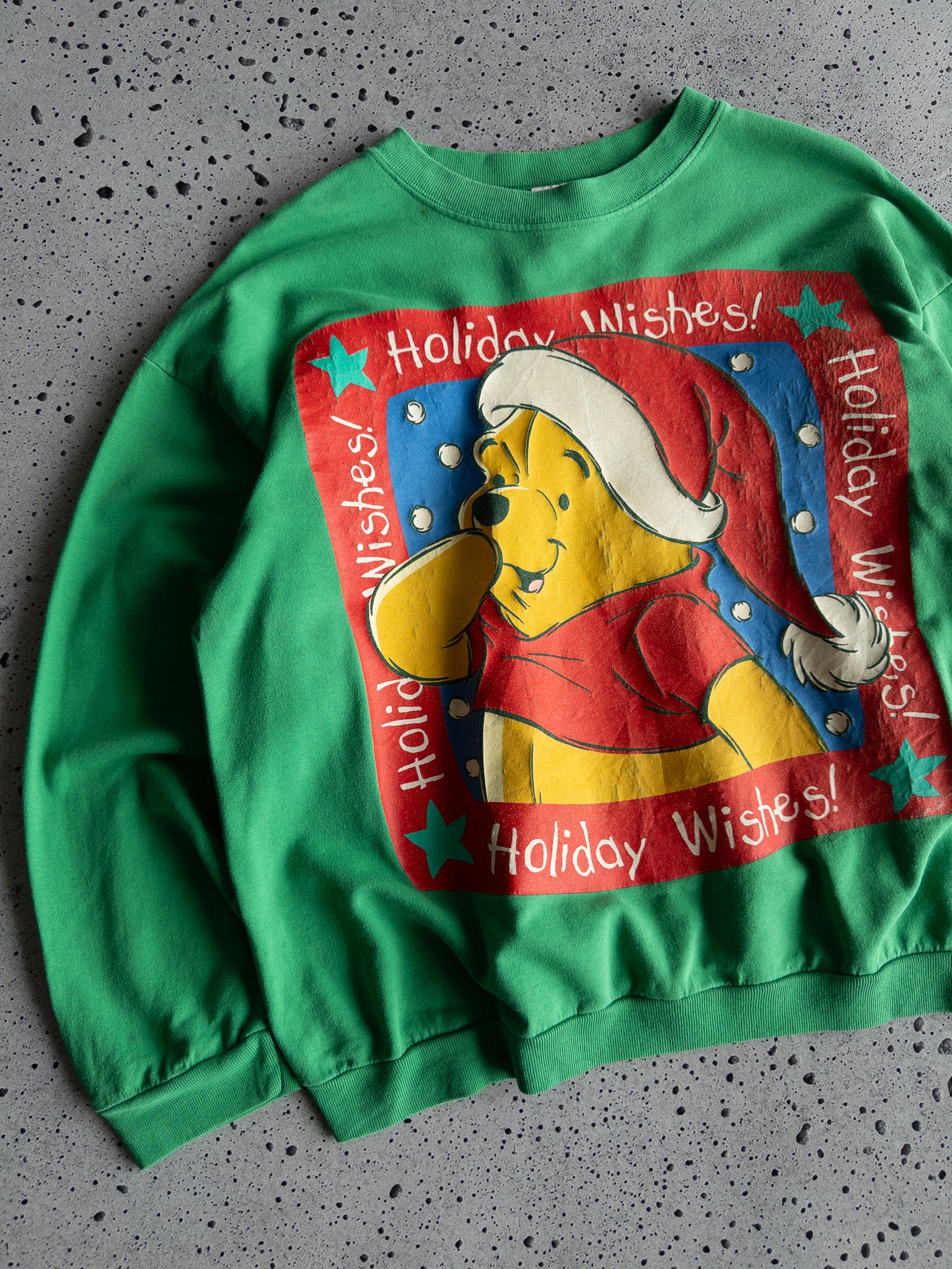 Vintage Pooh 'Holiday Wishes!' Sweatshirt (M)