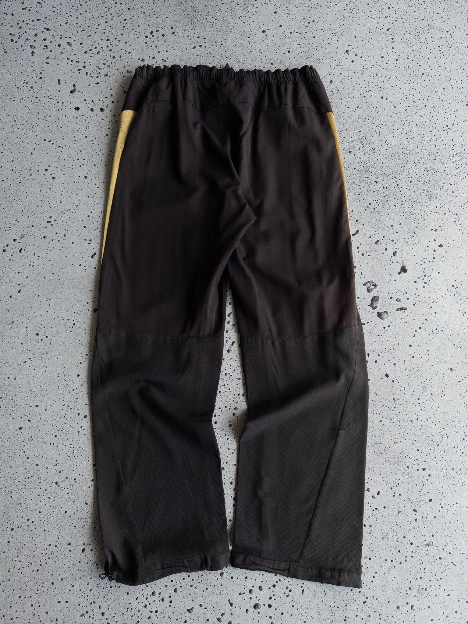 Vintage Nike Track Pants (M)