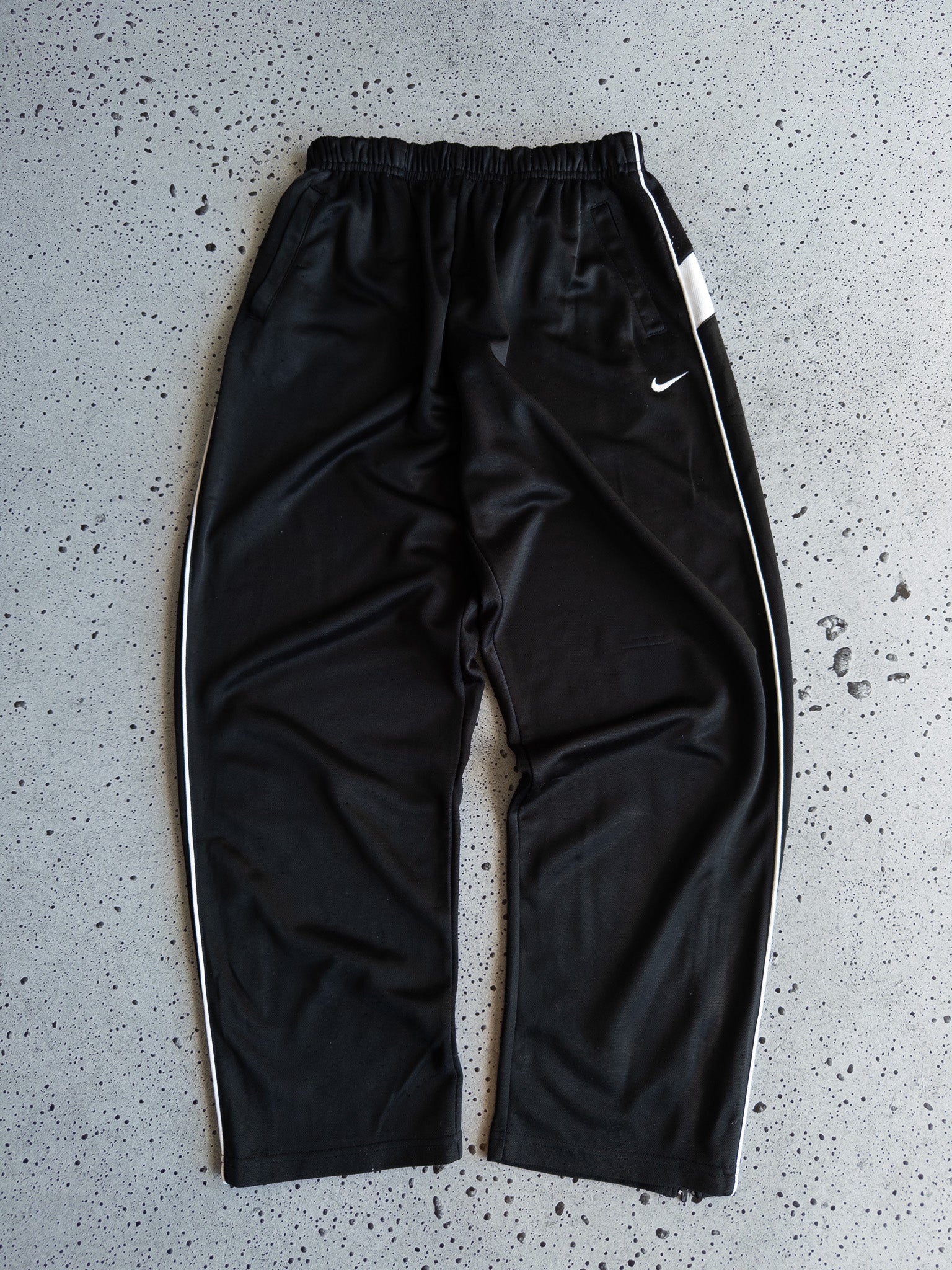 Vintage Nike Track Pants (M)