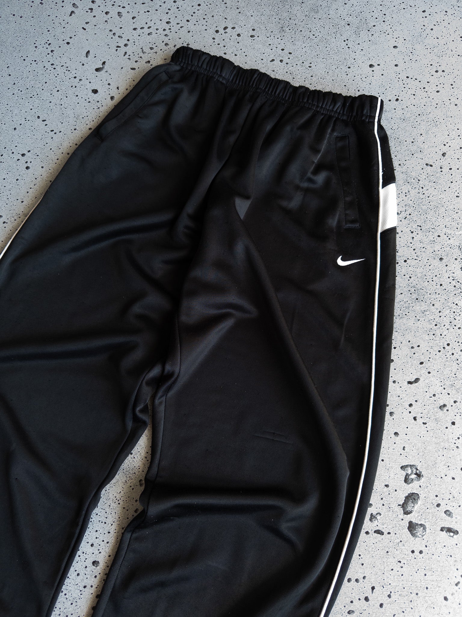 Vintage Nike Track Pants (M)