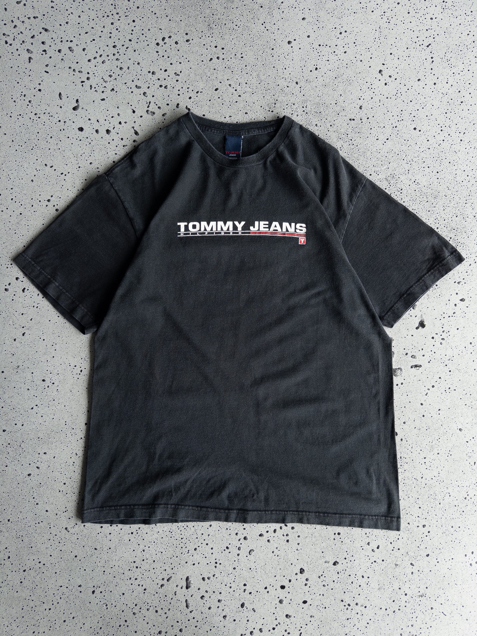 Vintage Tommy Jeans Tee (XL)