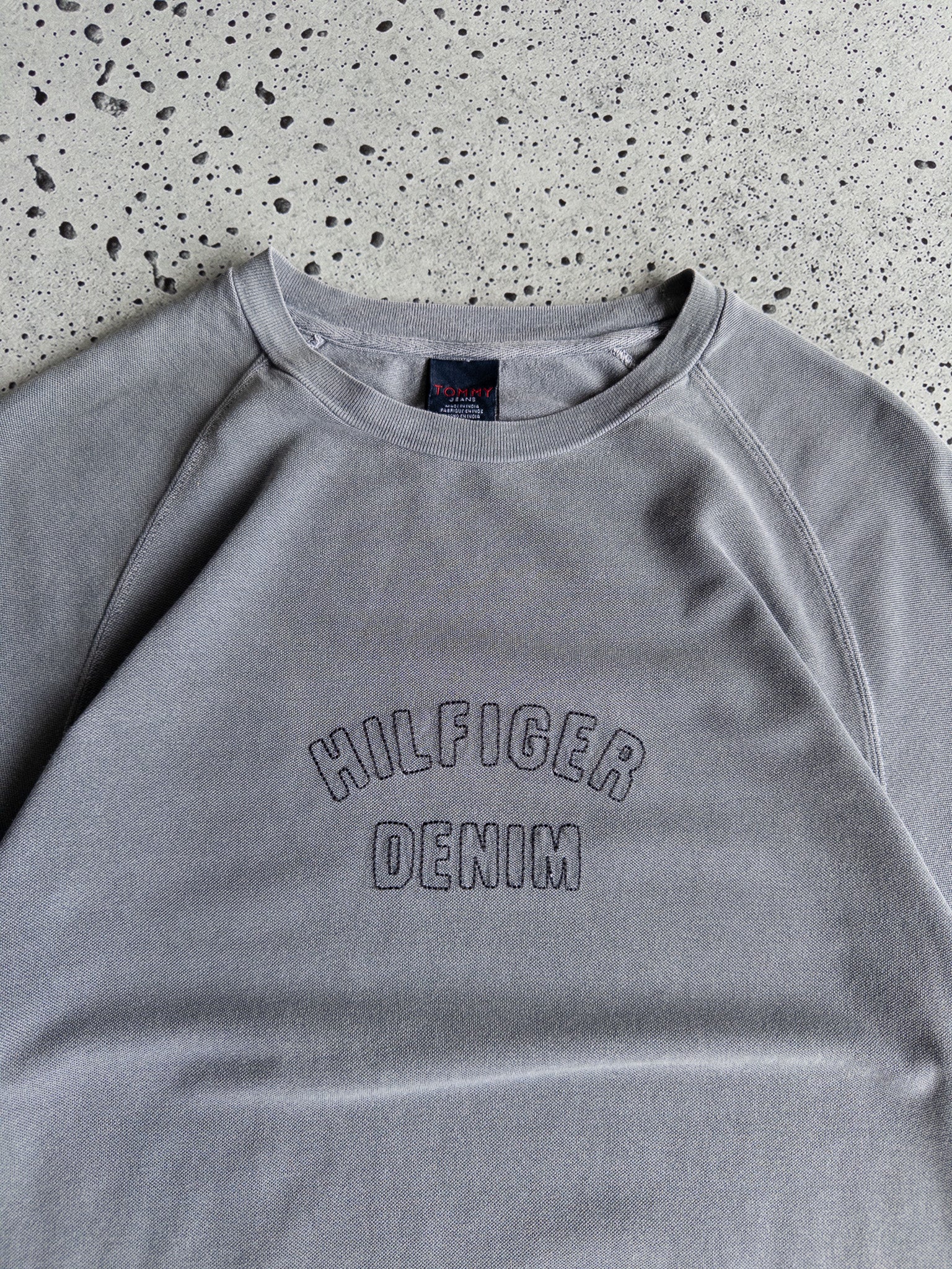 Vintage Tommy Hilfiger Tee (M)