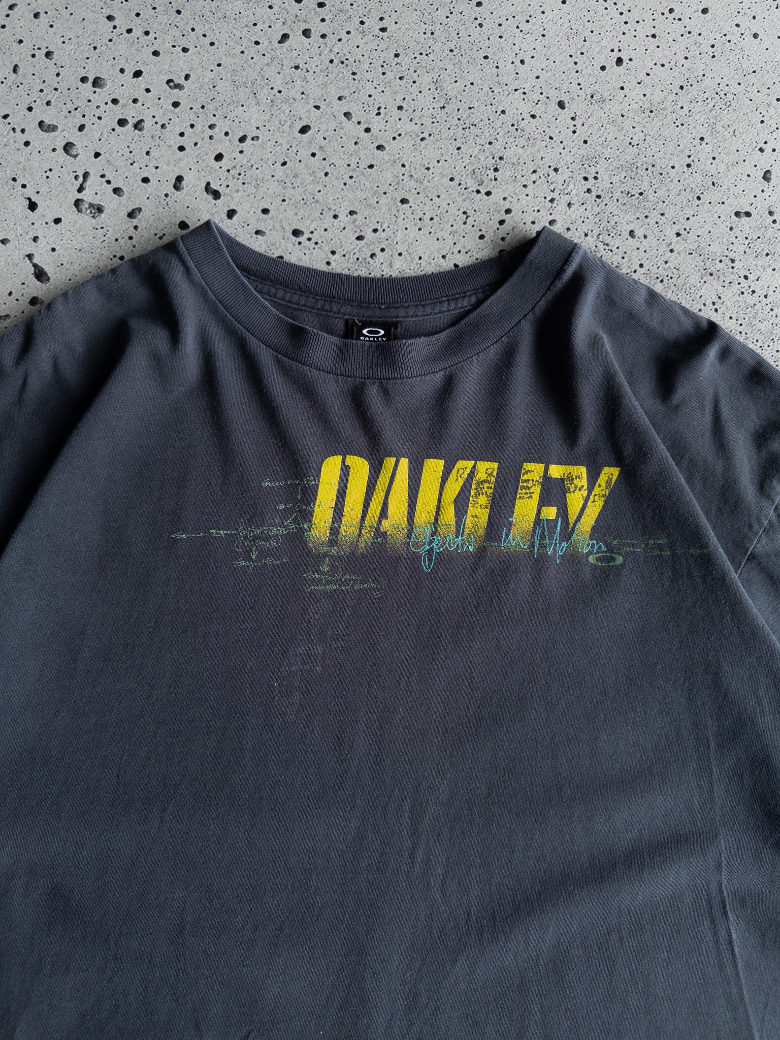 Vintage Oakley Tee (XL)