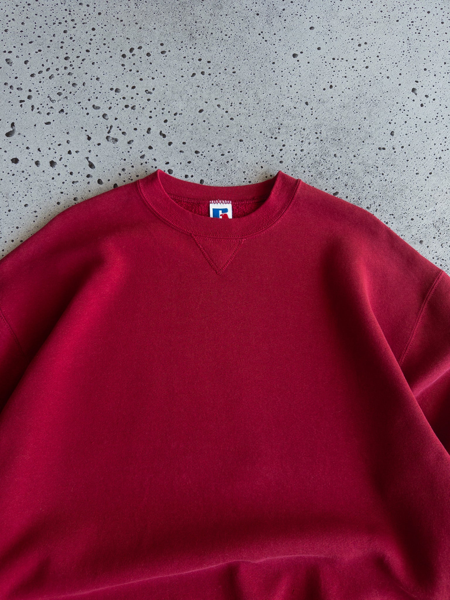 Vintage Russell Blank Red Sweatshirt (XL)